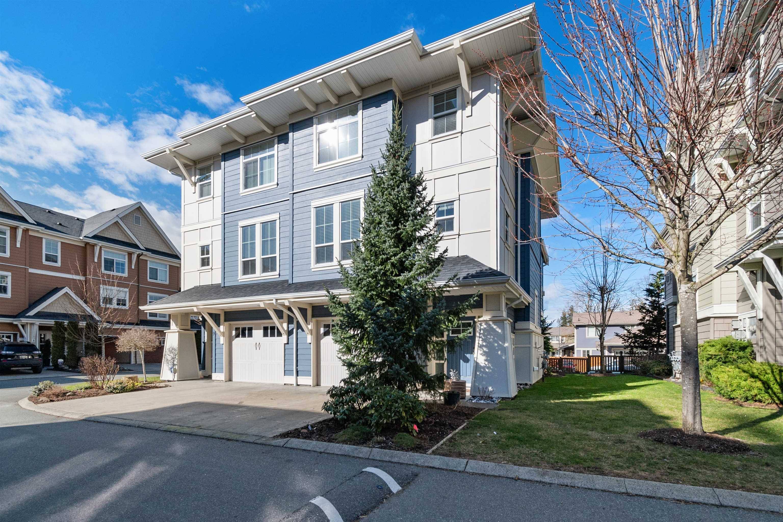 Chilliwack, BC V2R 0S6,45290 Soowahlie CRES #10