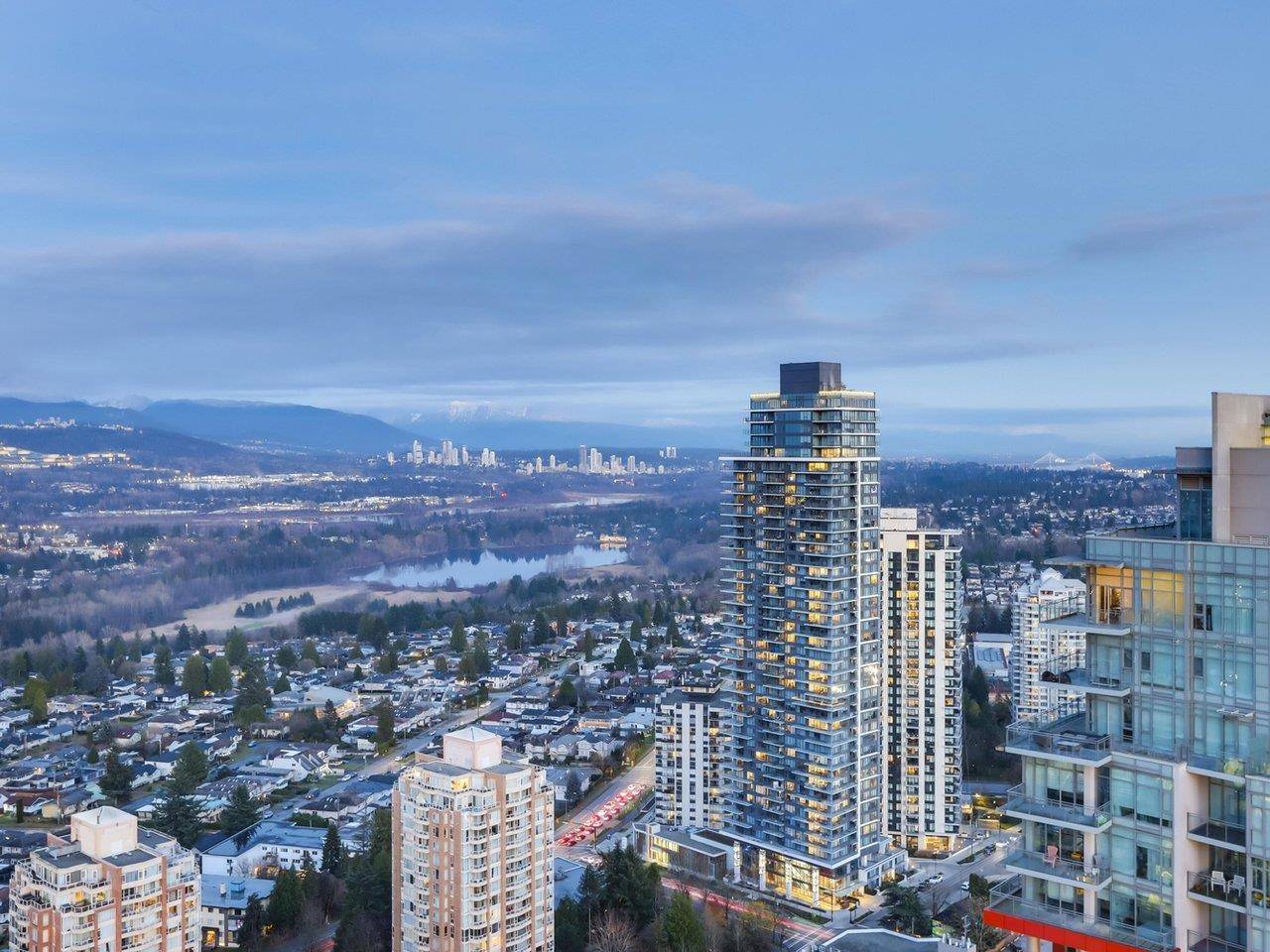 Burnaby, BC V5H 0K2,6000 Mckay AVE #3801