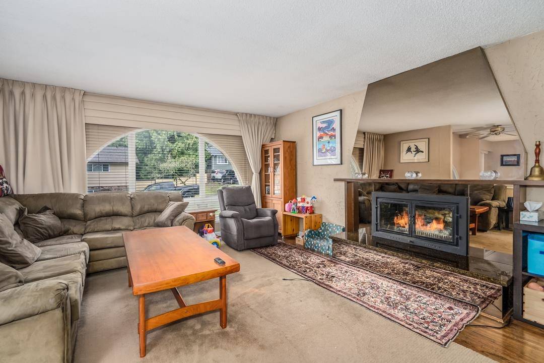 North Vancouver, BC V7H 1X8,1630 Layton DR