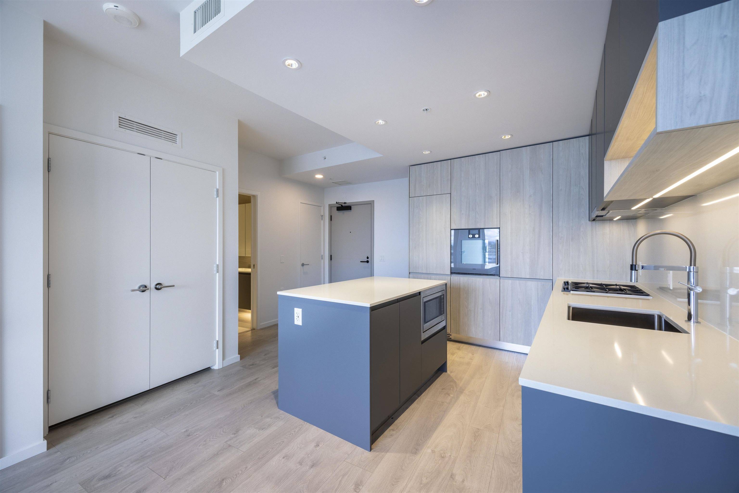 Richmond, BC V6Y 0M6,6788 Minoru BLVD #619