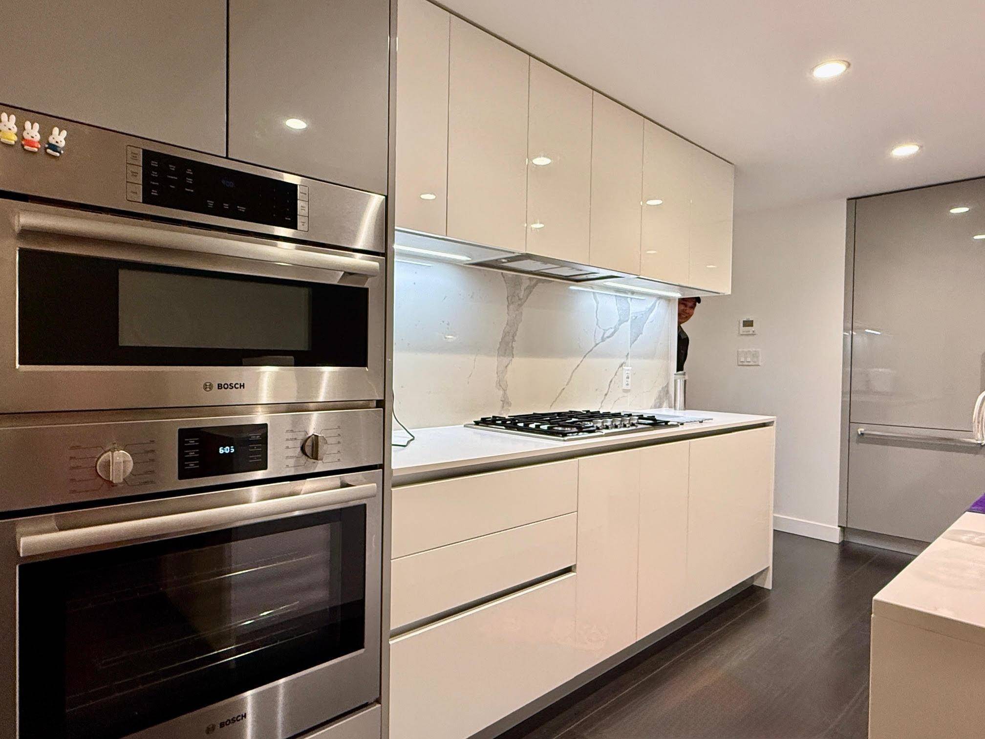 Burnaby, BC V5C 0M6,2085 Skyline CT #2306