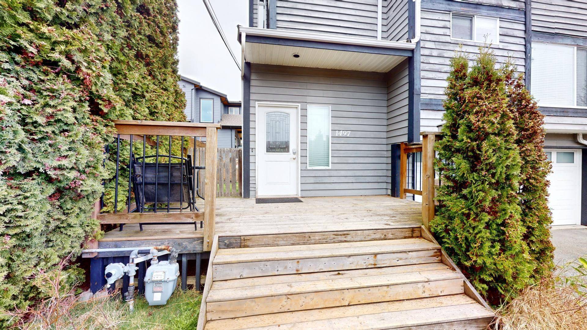 Brackendale, BC V0N 1H0,1497 Judd RD