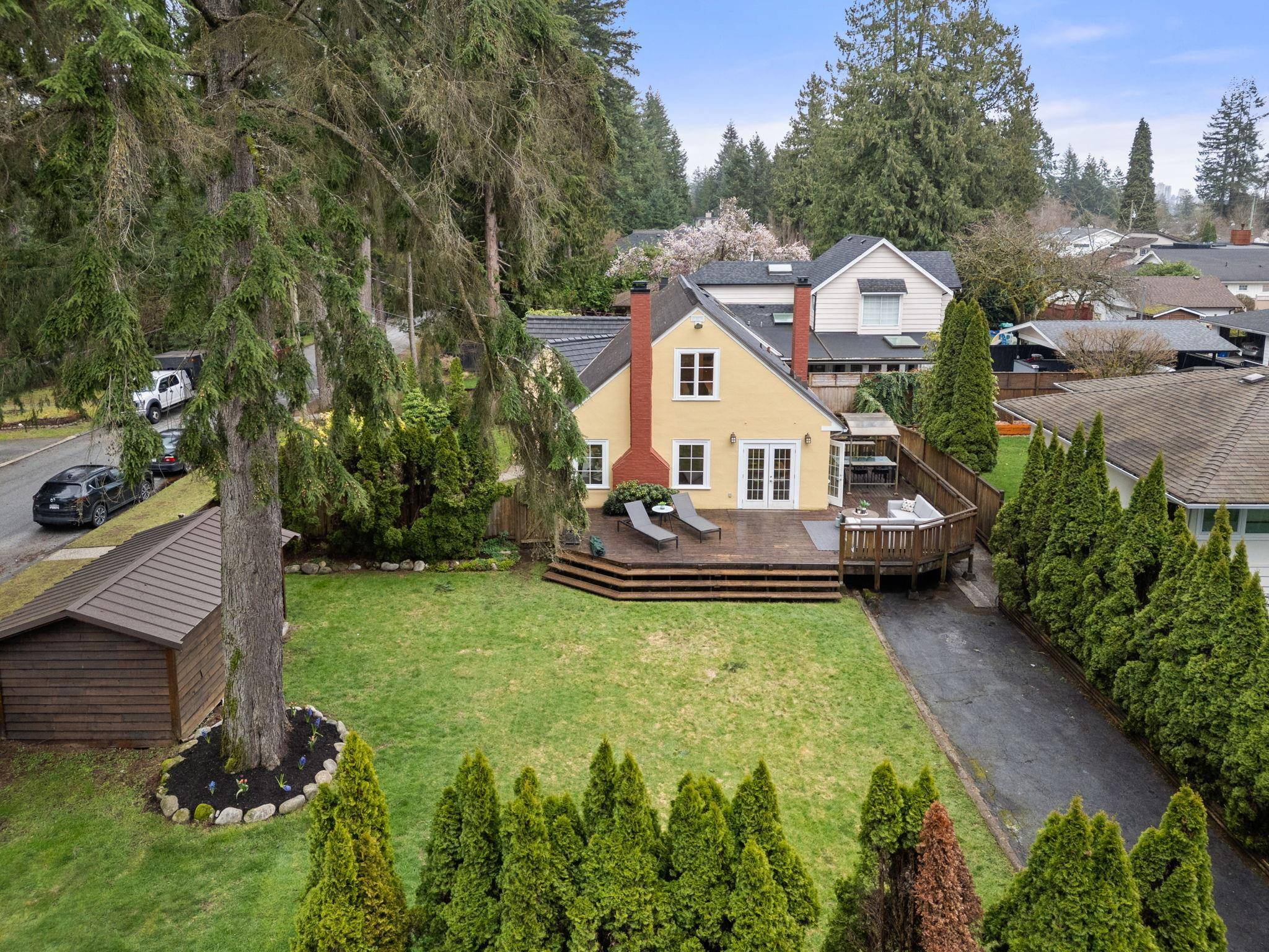 North Vancouver, BC V7P 2C7,1183 W 21st ST