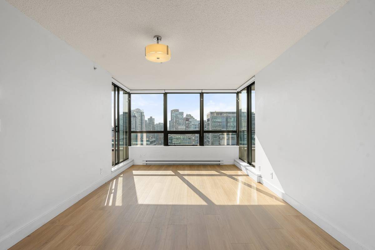 Vancouver, BC V6Z 3H8,938 Smithe ST #1604