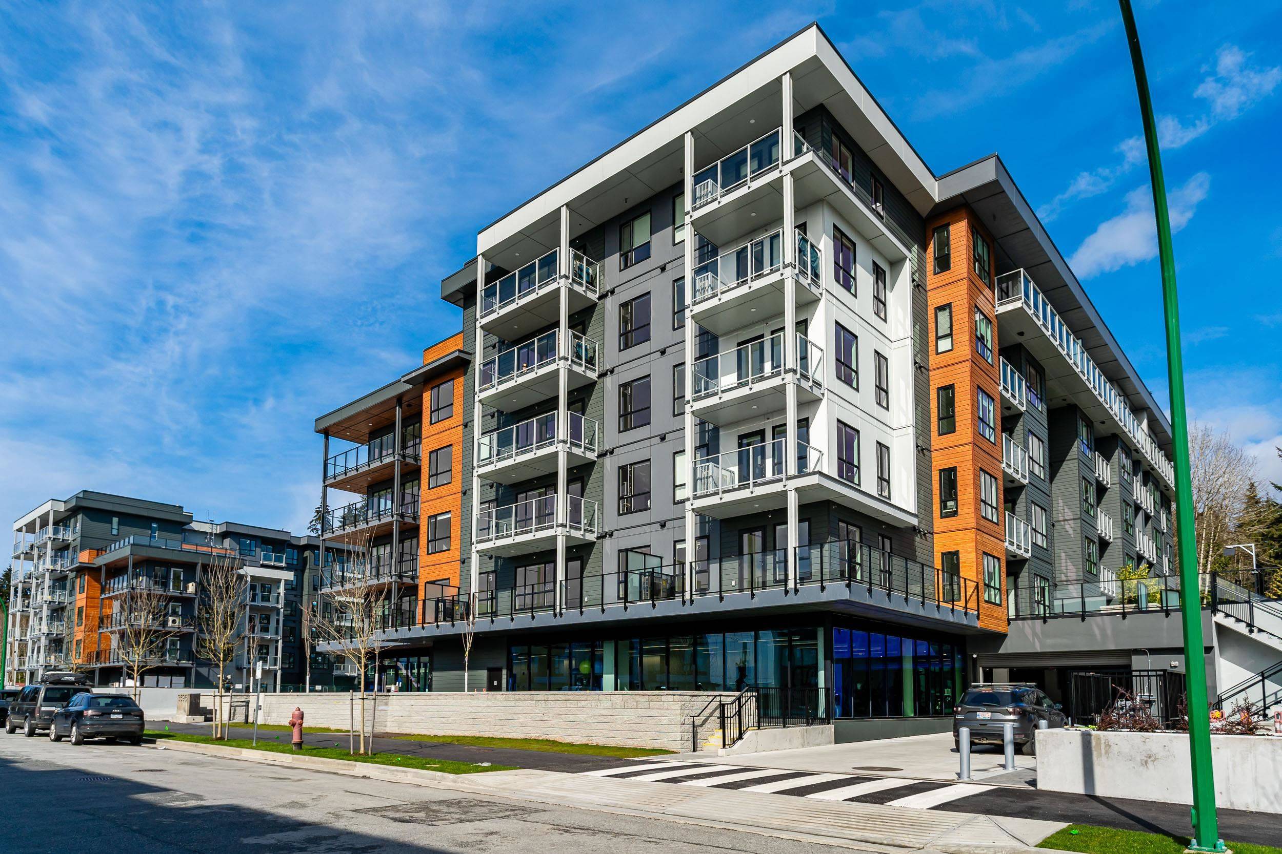 North Vancouver, BC V7G 0B5,3596 Malsum DR #214