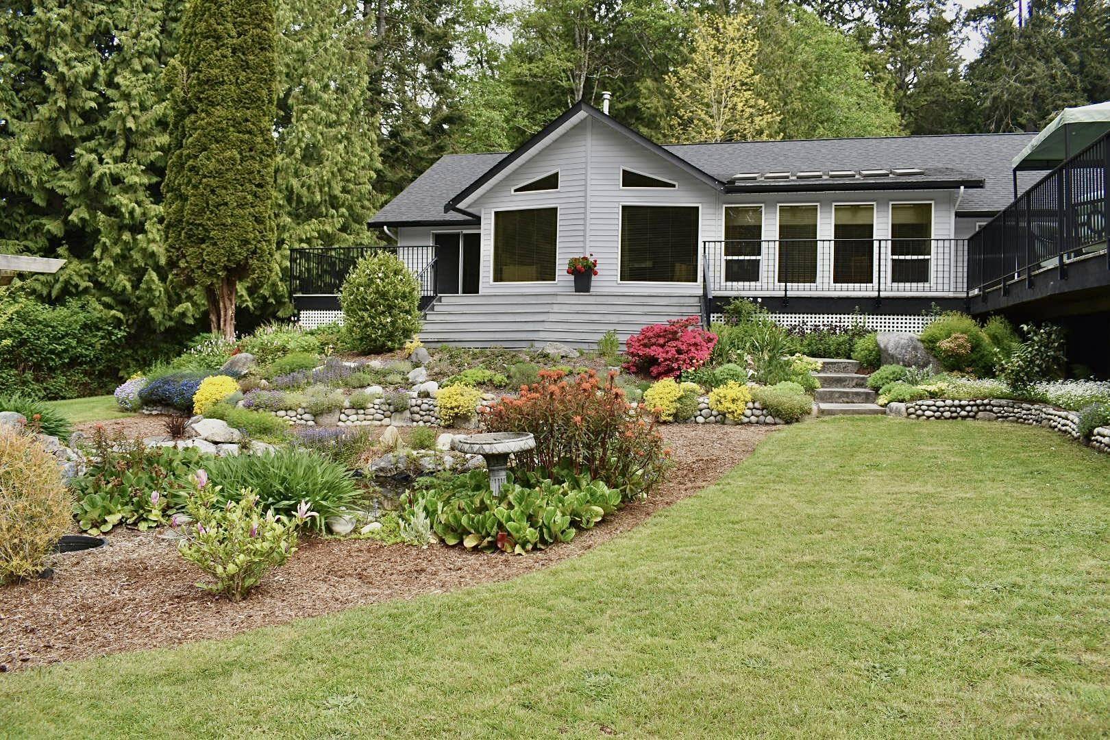 Roberts Creek, BC V0N 2W1,1499 Hanbury RD