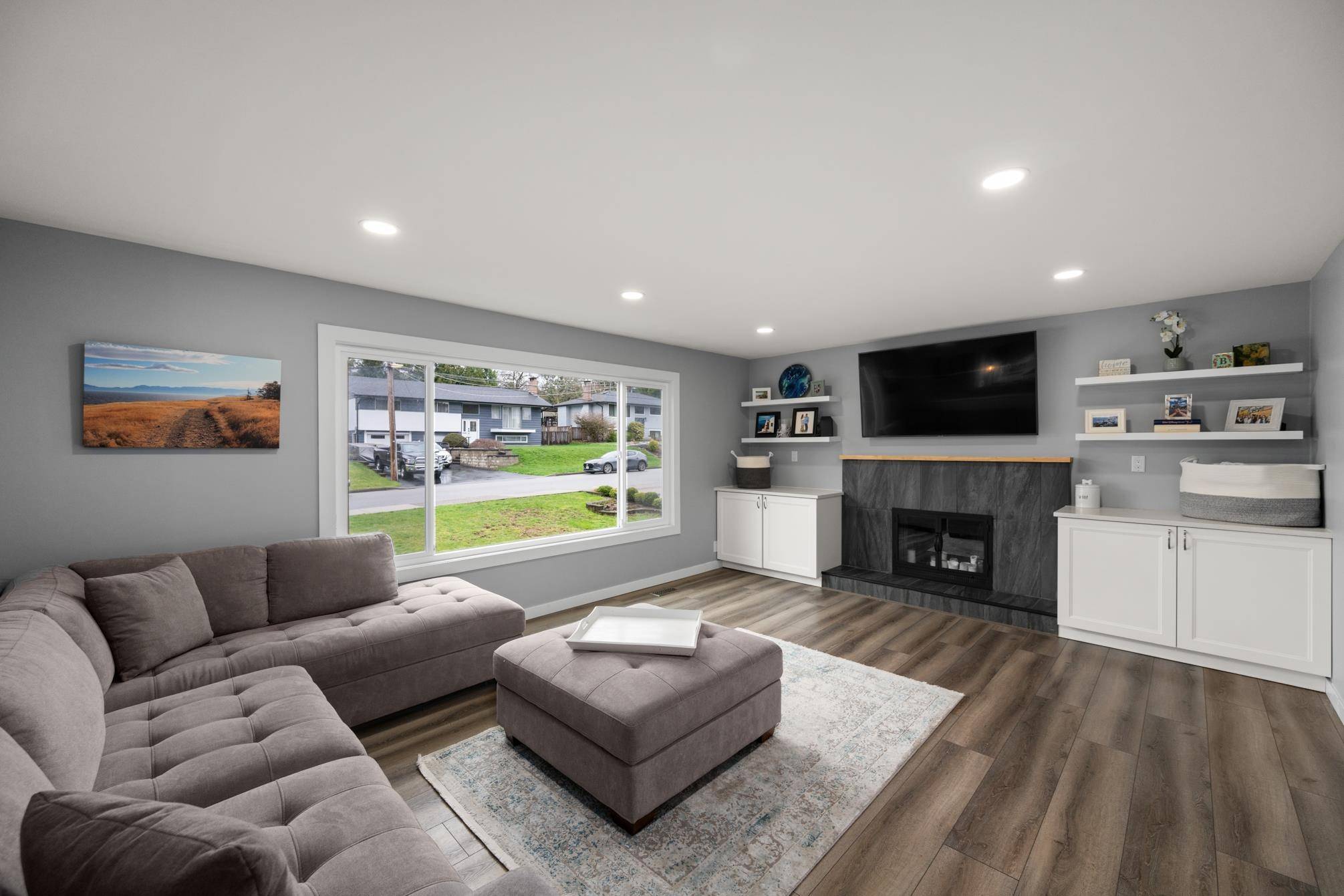 Coquitlam, BC V3K 3E7,2416 Tolmie AVE