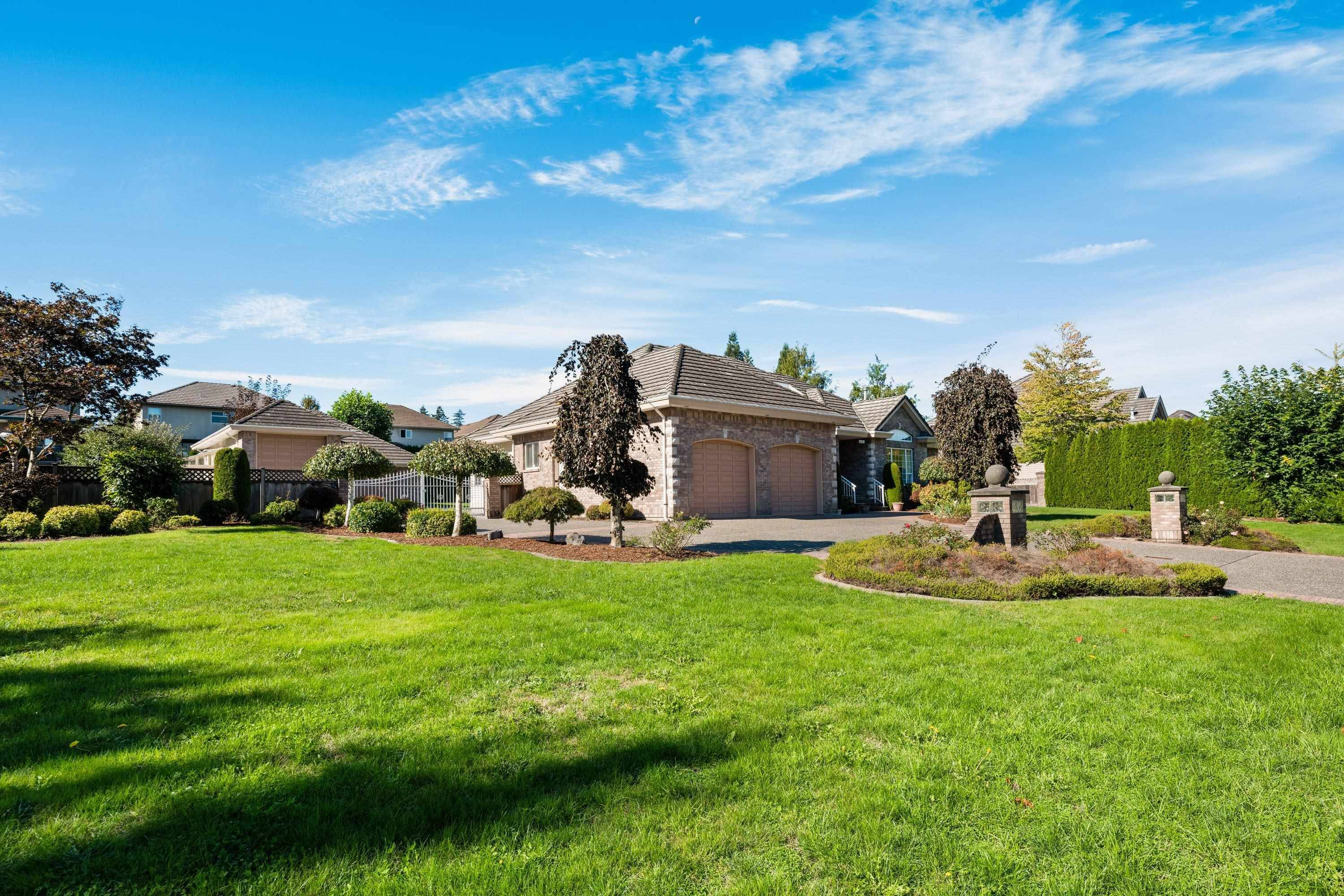Surrey, BC V4N 5C5,8483 Wildwood PL