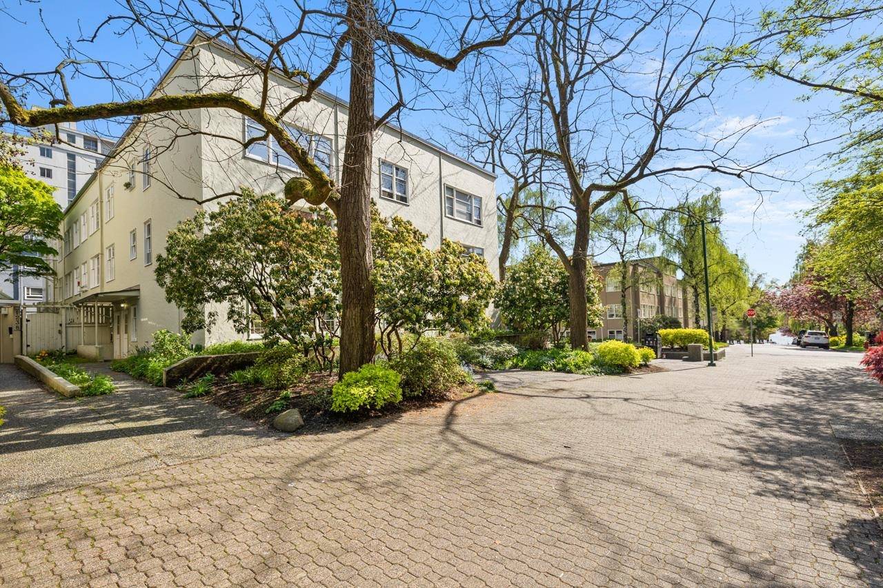 Vancouver, BC V6G 1X1,1565 Burnaby ST #204