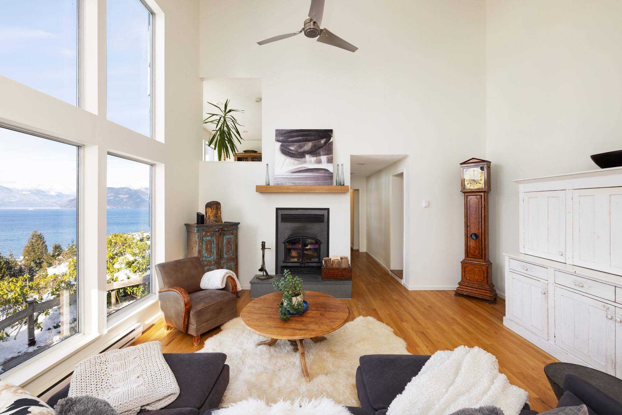 Lions Bay, BC V0N 2E0,110 Kelvin Grove WAY