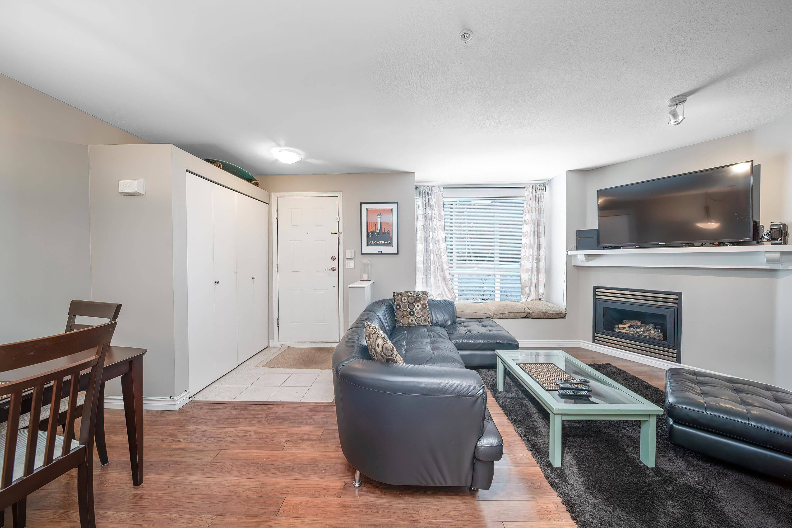 North Vancouver, BC V7J 1Z6,1015 Lynn Valley RD #15