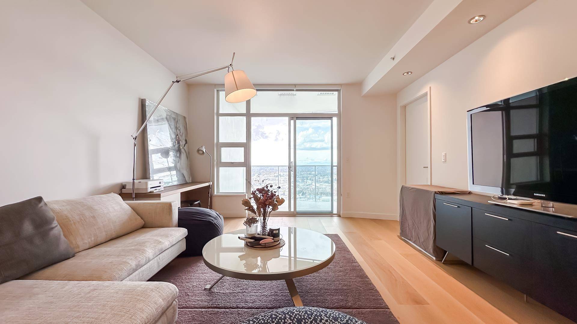 Vancouver, BC V6Z 0G7,1289 Hornby ST #4209