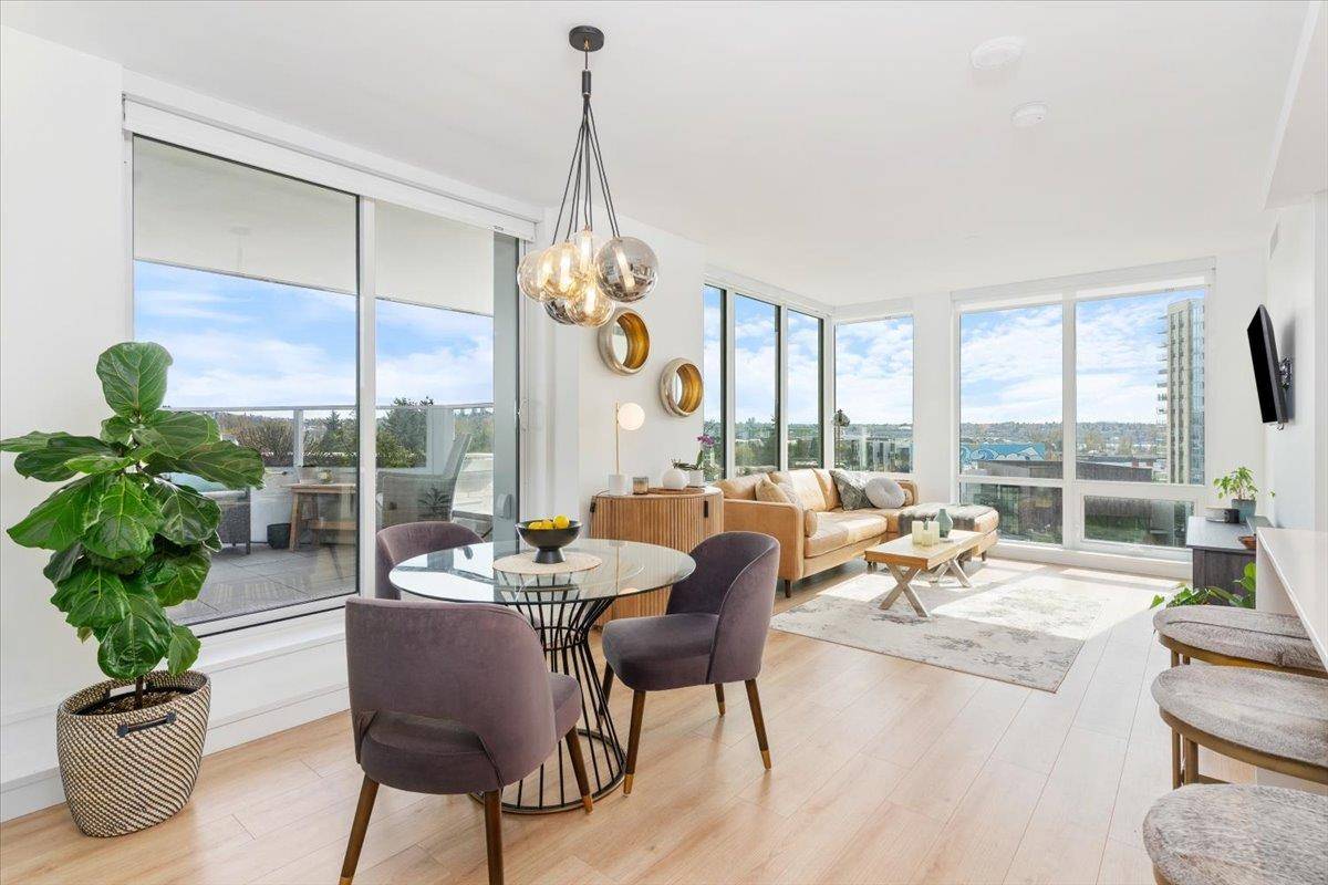 North Vancouver, BC V7J 0E6,1500 Fern ST #706