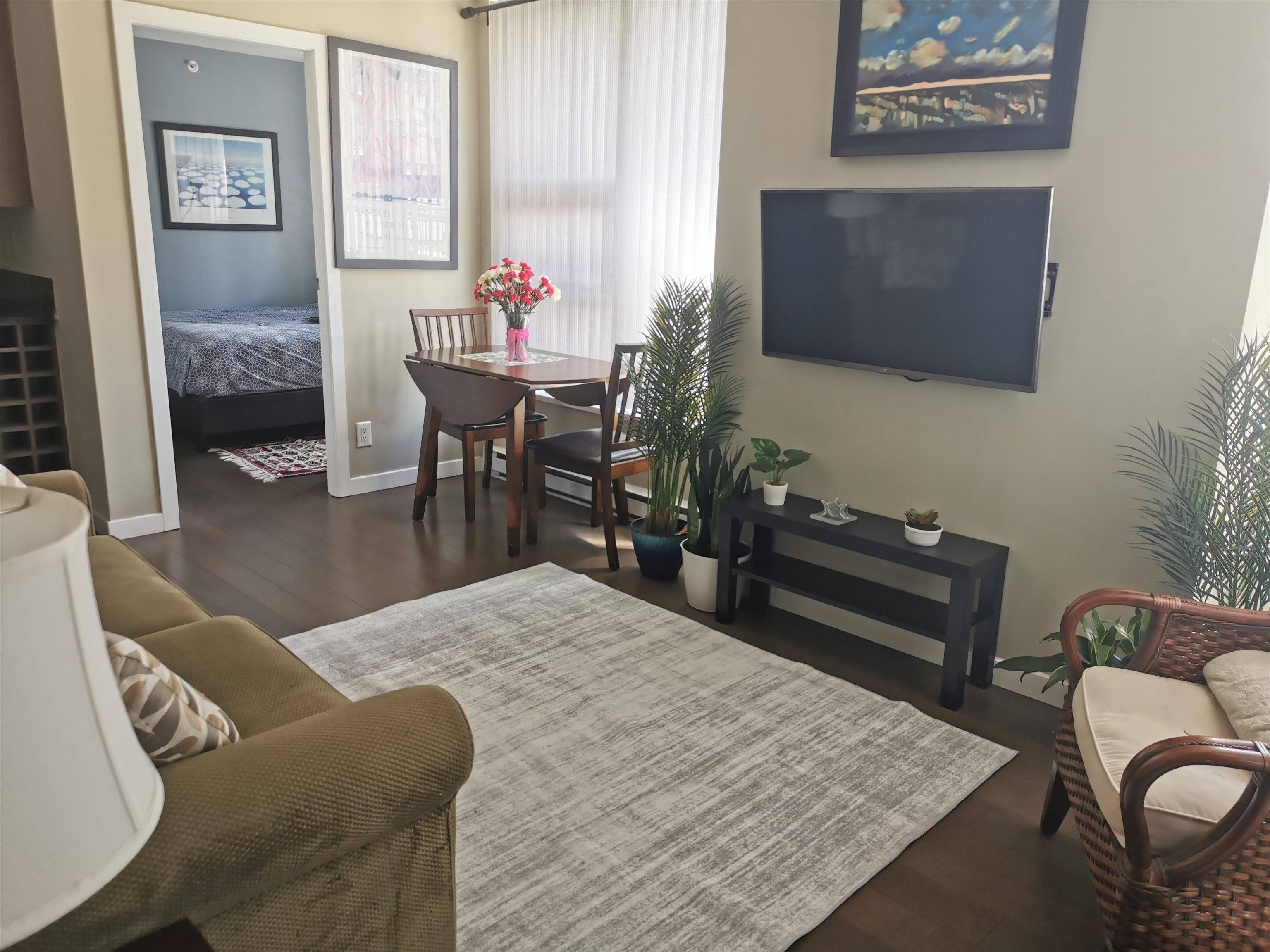 Vancouver, BC V6B 1T7,928 Homer ST #401