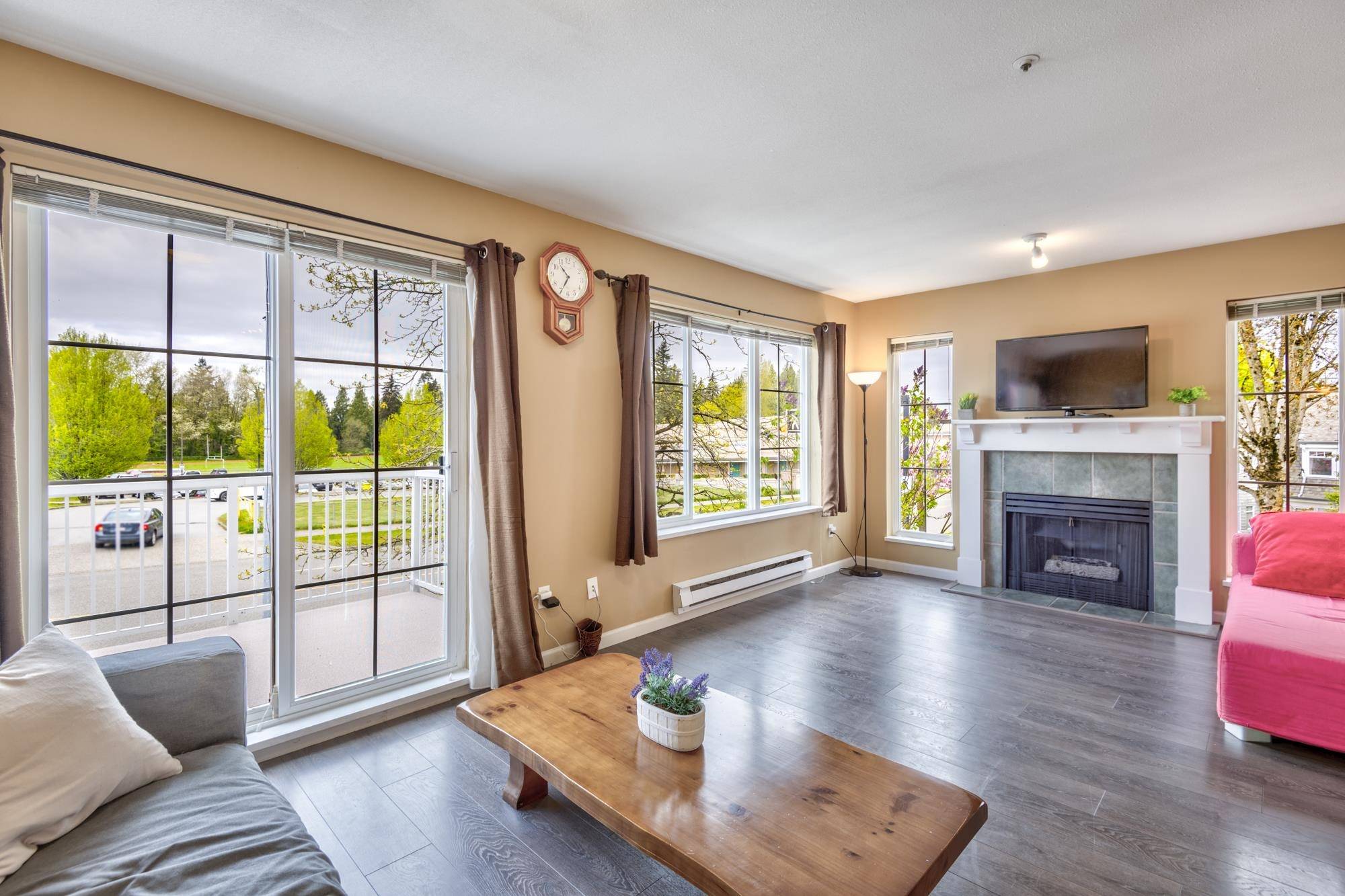 Langley, BC V1M 3W4,8890 Walnut Grove DR #1