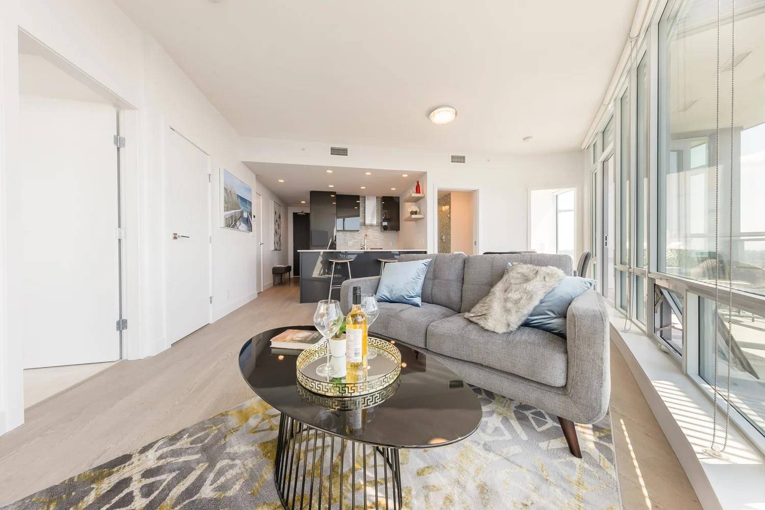 Vancouver, BC V6Z 0E3,1283 Howe ST #3608