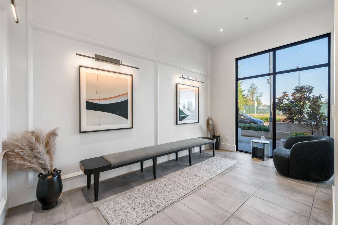 Surrey, BC V3T 0R6,13933 105 BLVD #205