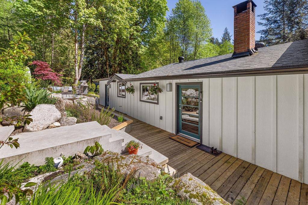 Roberts Creek, BC V0N 2W2,1544 Henderson AVE