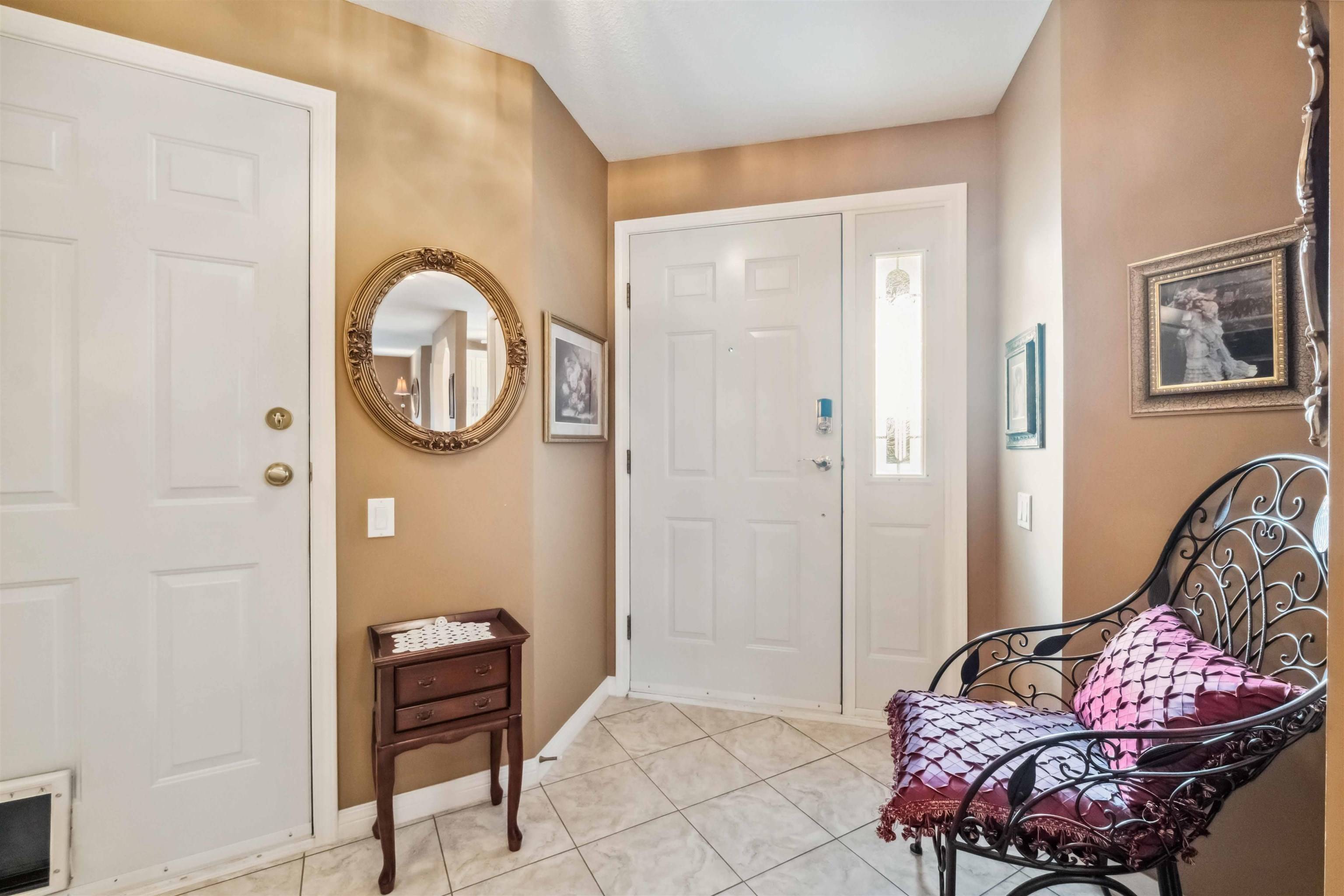 Abbotsford, BC V2T 5L8,31406 Upper Maclure RD #19