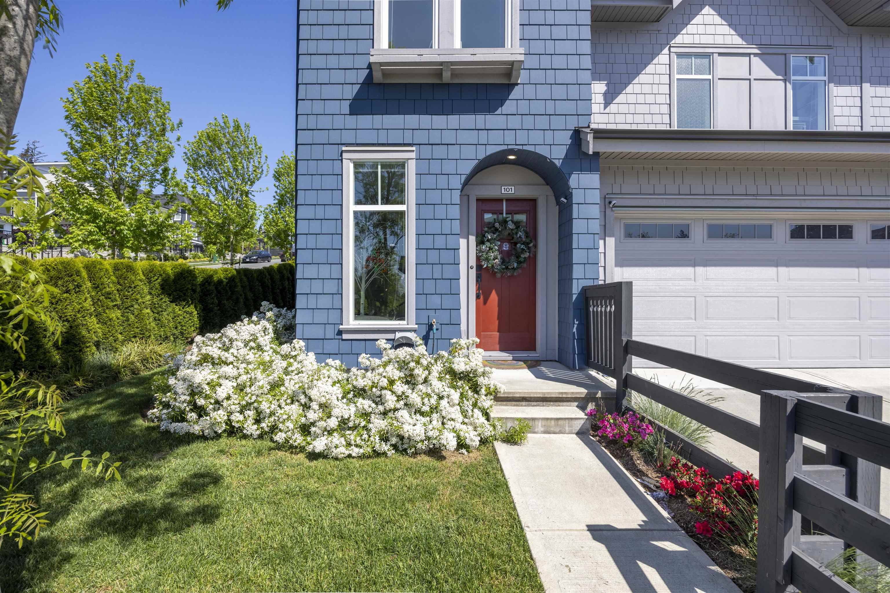 Coquitlam, BC V3B 0S3,3517 Baycrest AVE #101