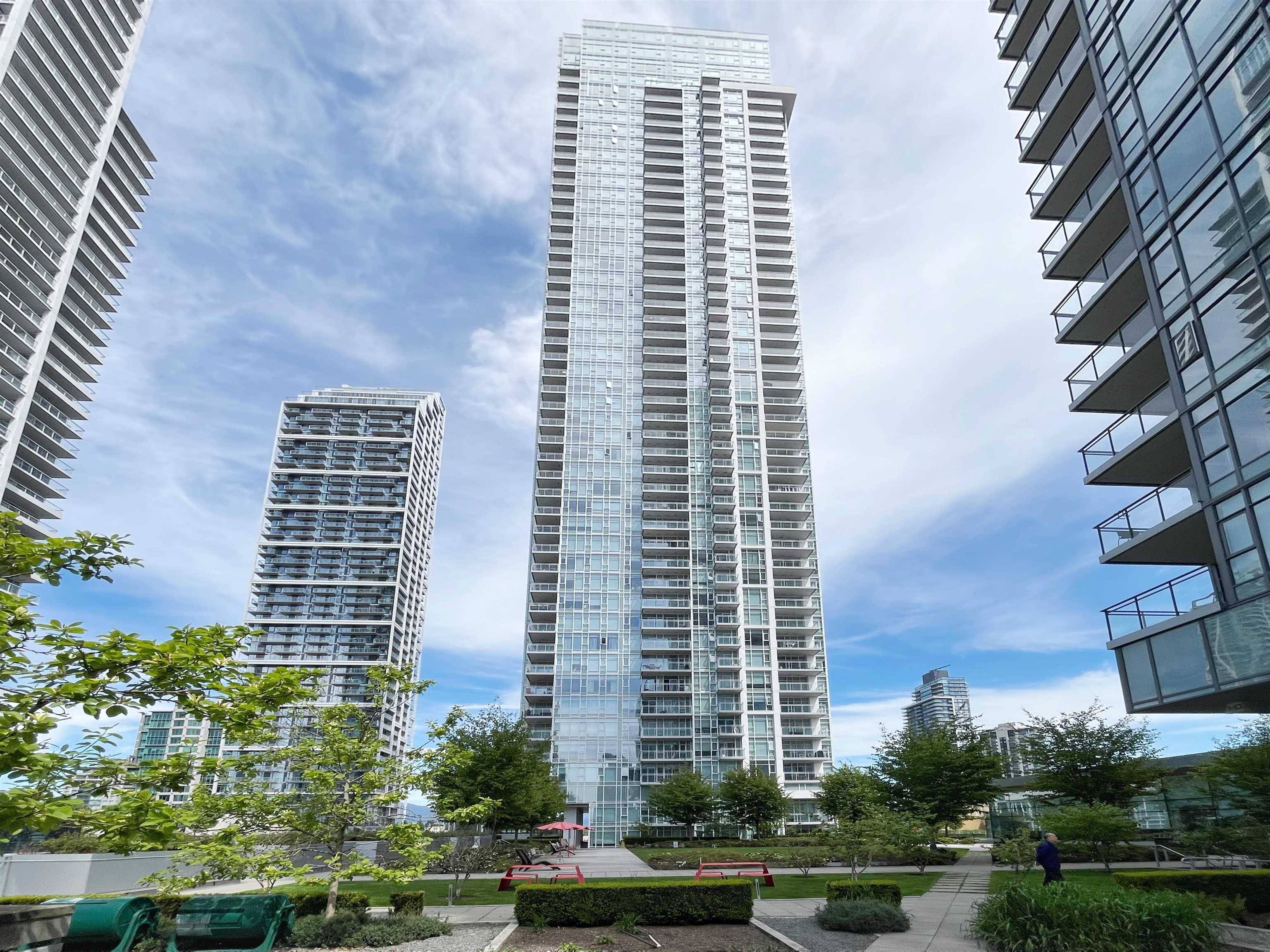 Burnaby, BC V5H 0H3,4670 Assembly WAY #3002