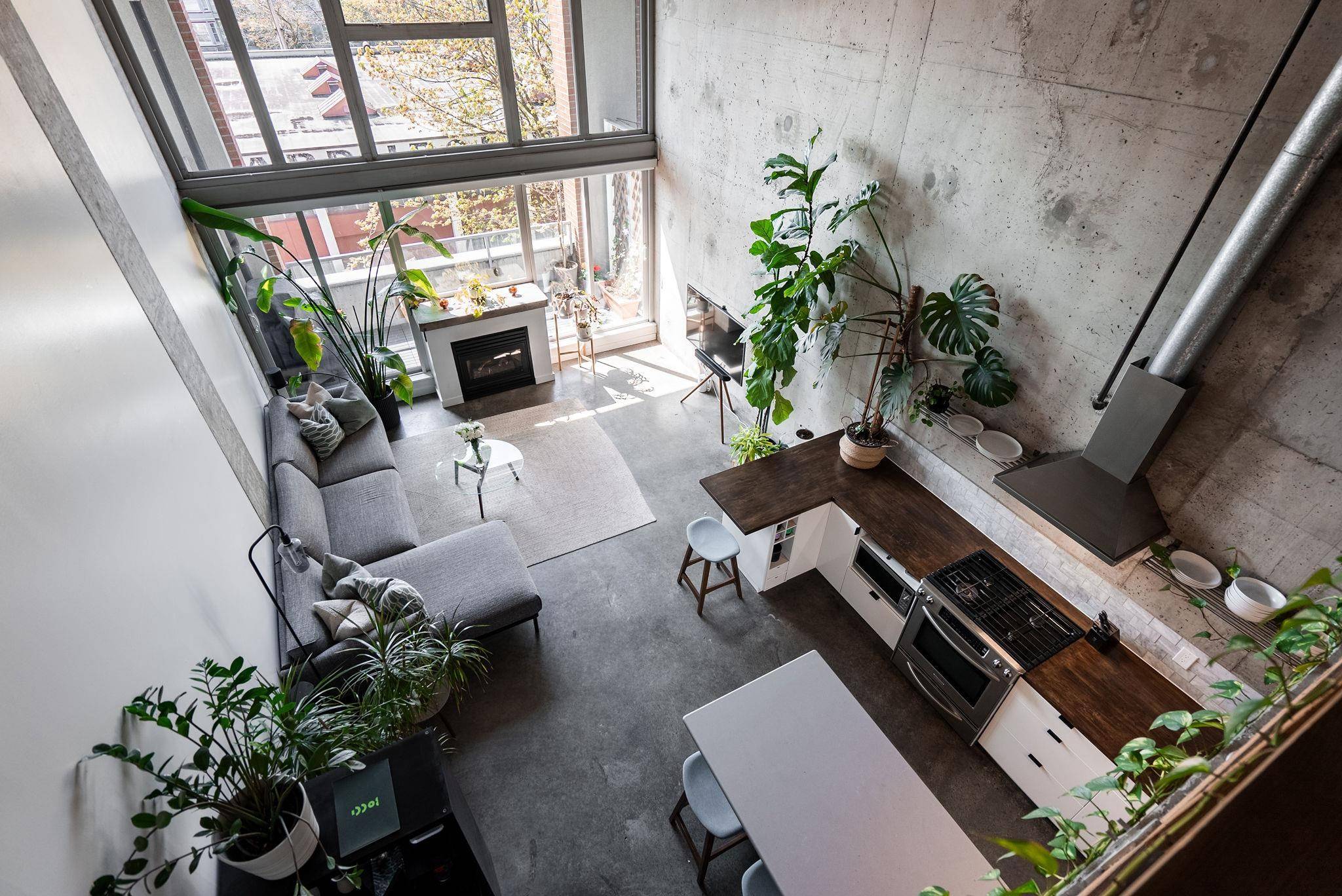 Vancouver, BC V6A 1C2,289 Alexander ST #414