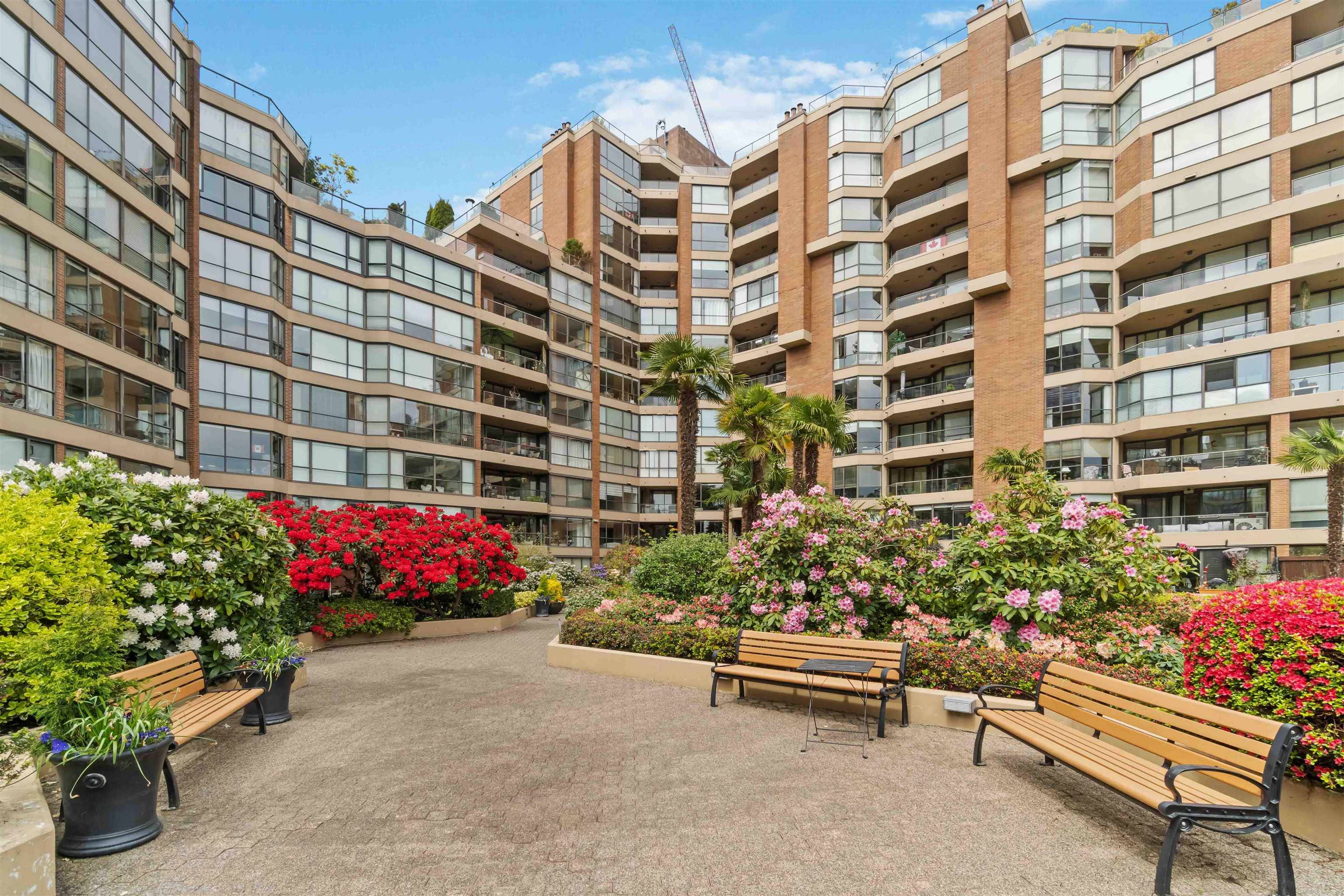 Vancouver, BC V6J 4X8,1450 Pennyfarthing DR #902