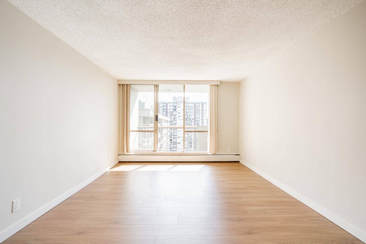 North Vancouver, BC V7P 3E6,2016 Fullerton AVE #1307