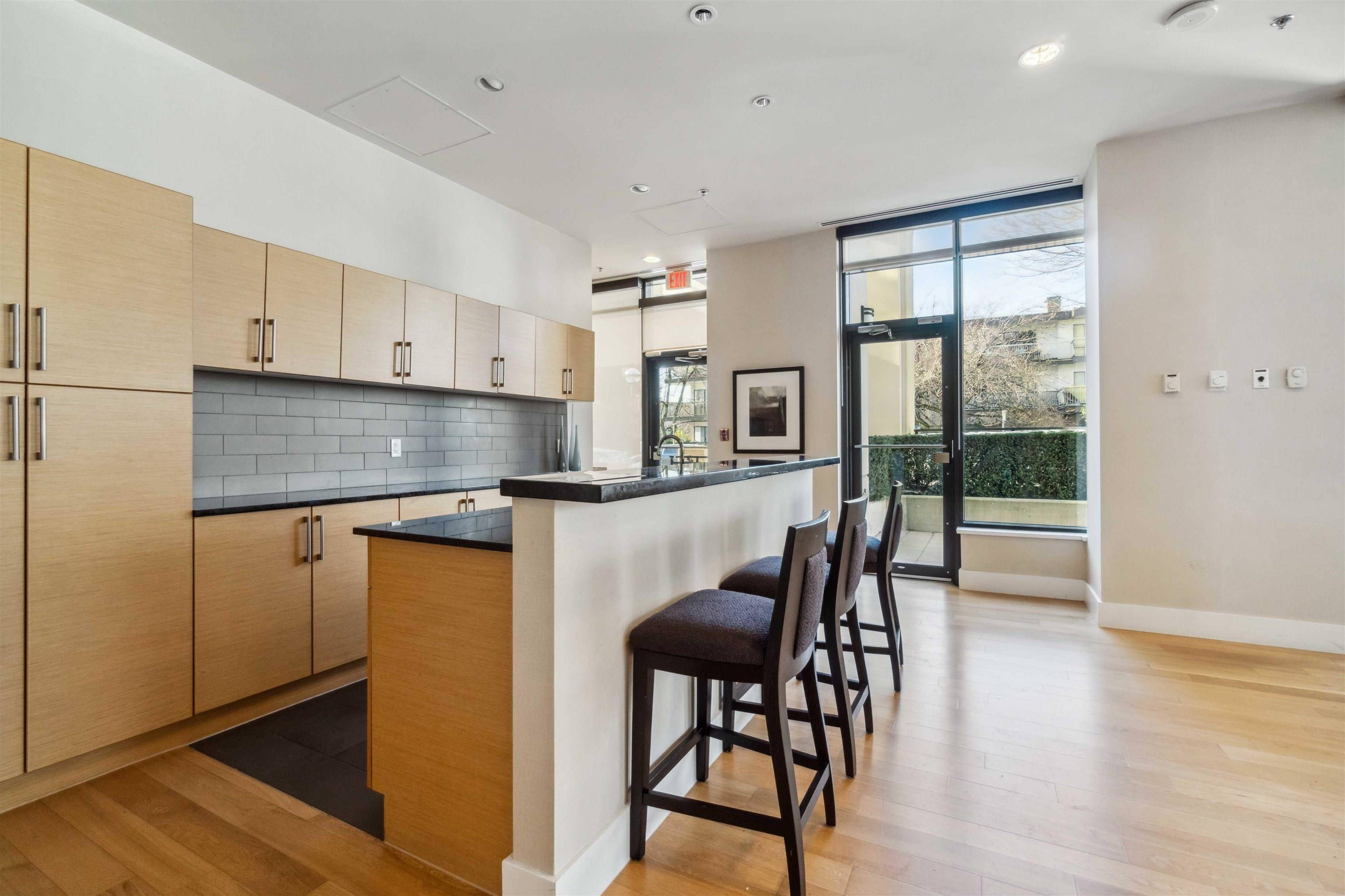 Burnaby, BC V5E 0A4,7088 Salisbury AVE #607