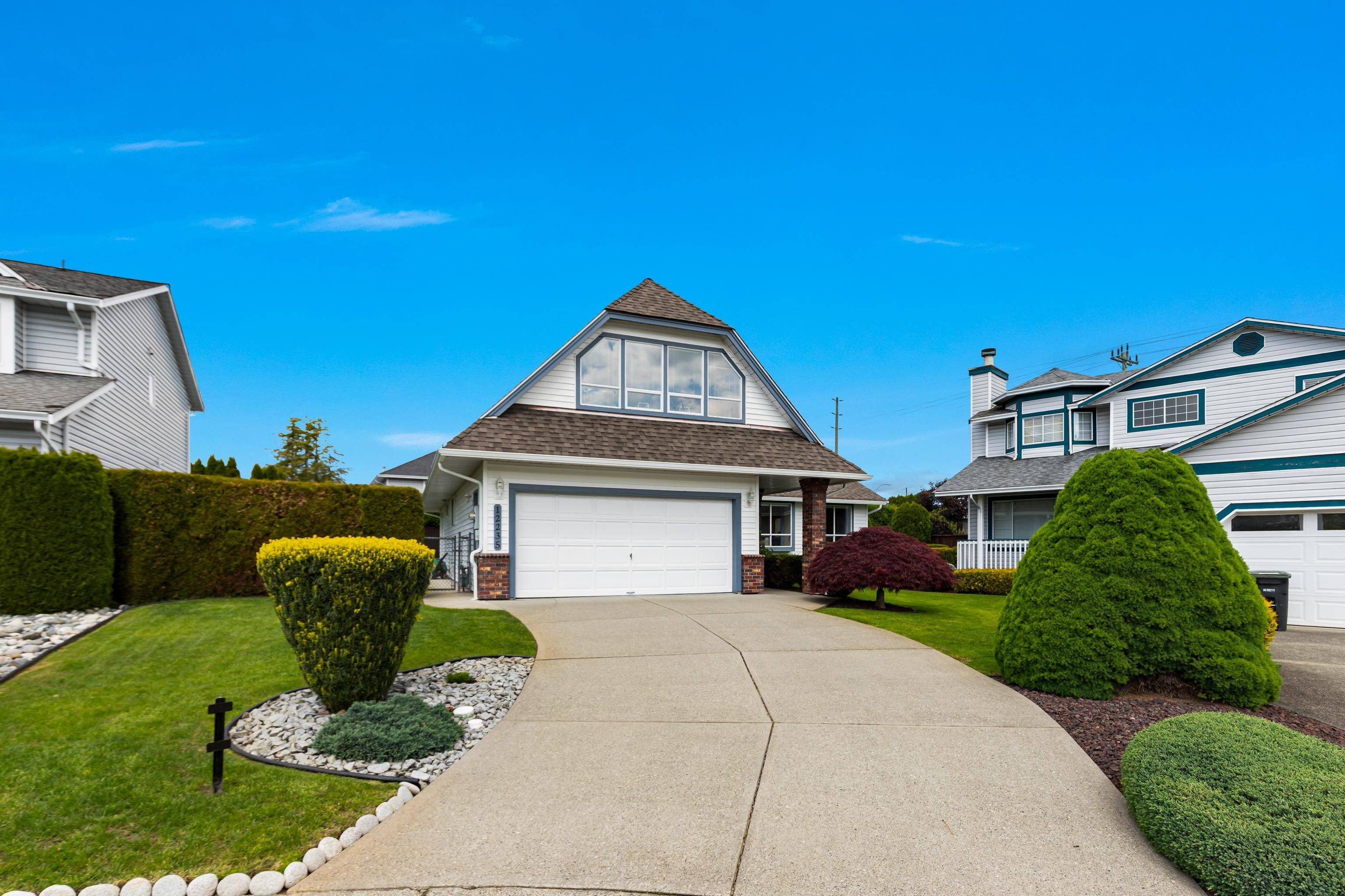 Pitt Meadows, BC V3Y 2E1,12235 Cypress CT