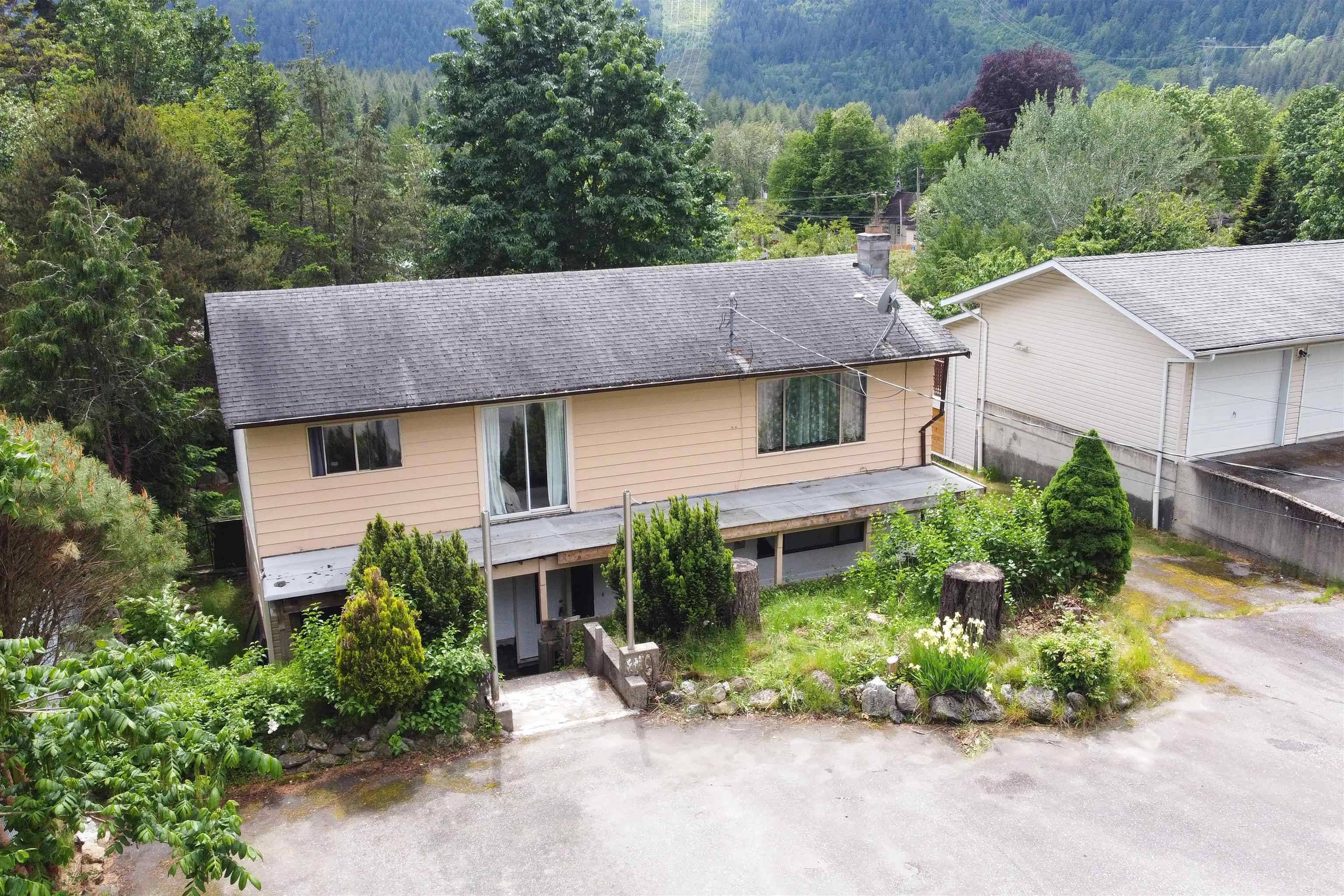 Yale, BC V0K 2S0,31232 Bridge ST