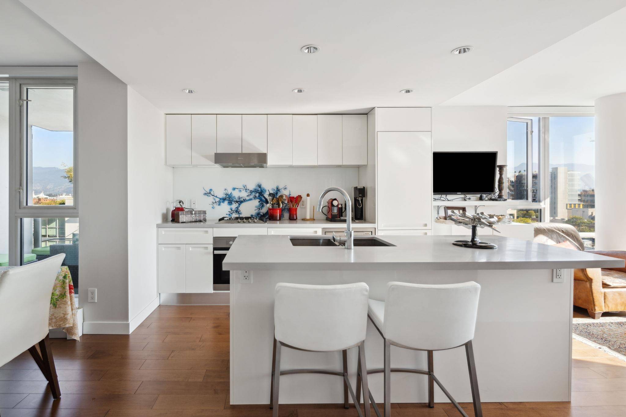 Vancouver, BC V6A 0E3,188 Keefer ST #1507