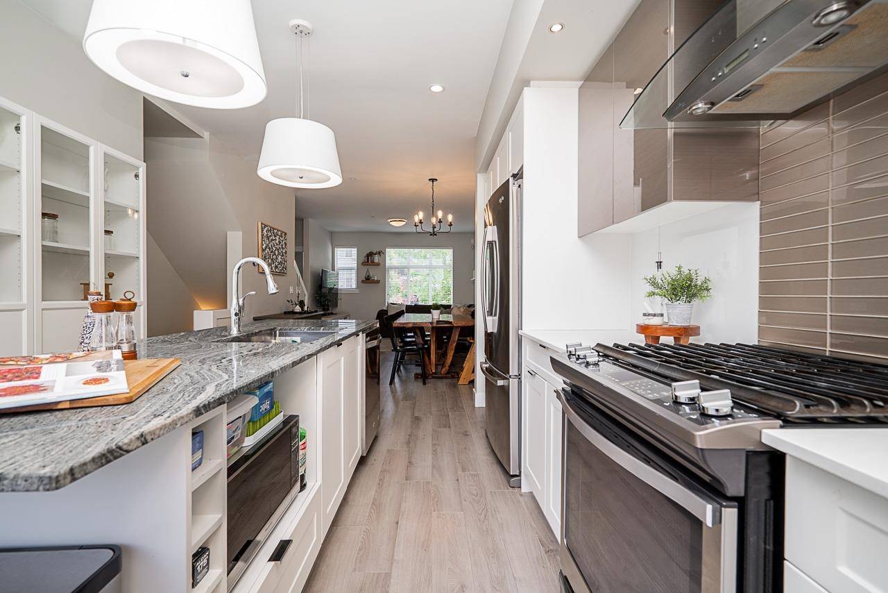 Langley, BC V2Y 0R8,20852 77a AVE #63