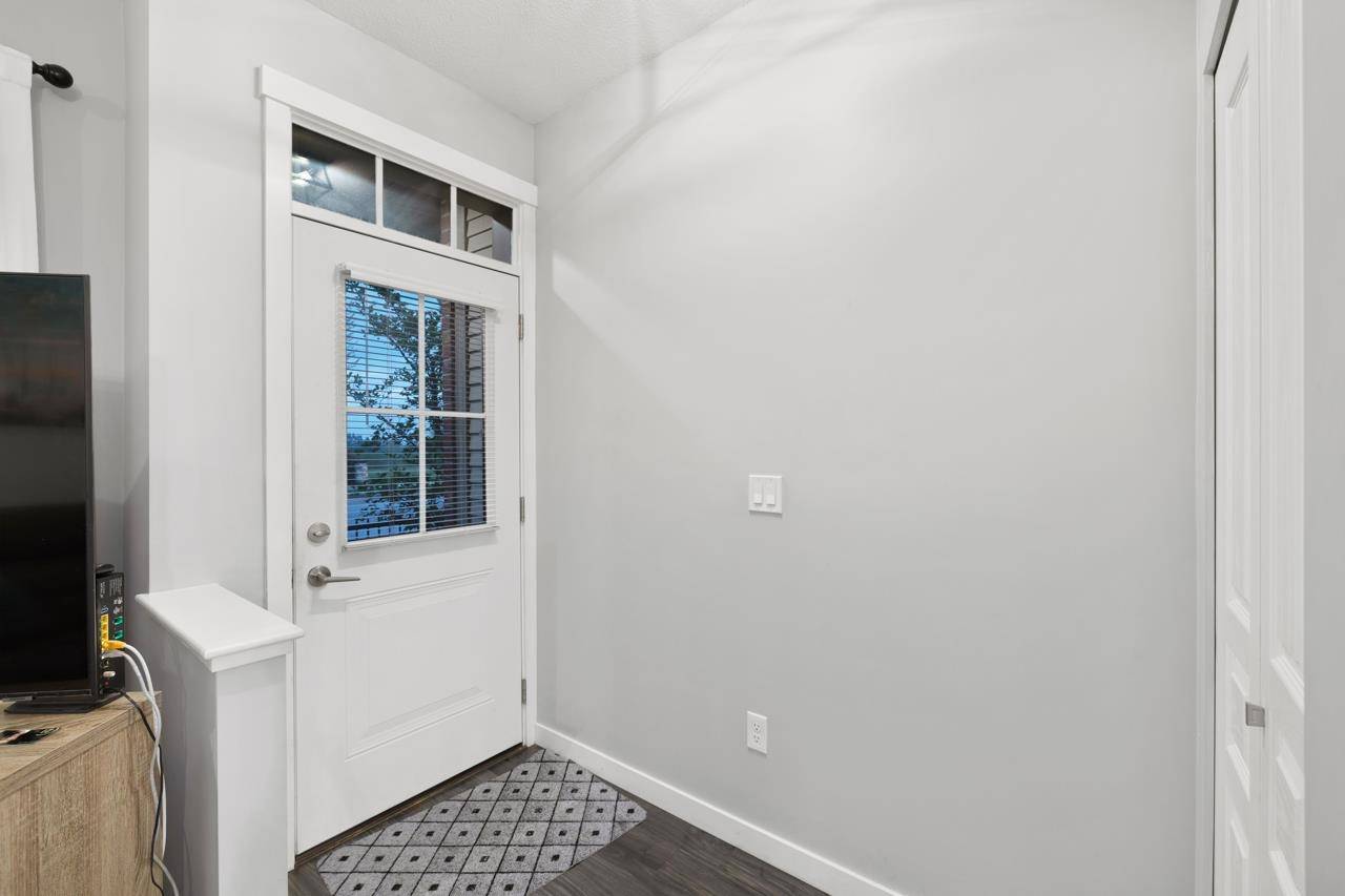 Abbotsford, BC V2T 0E7,30989 Westridge PL #11