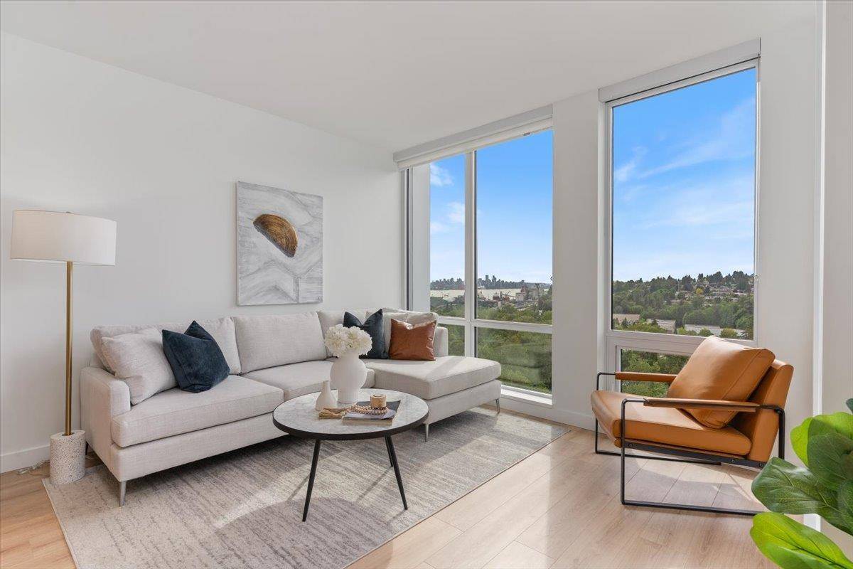 North Vancouver, BC V7J 0E6,1500 Fern ST #2208