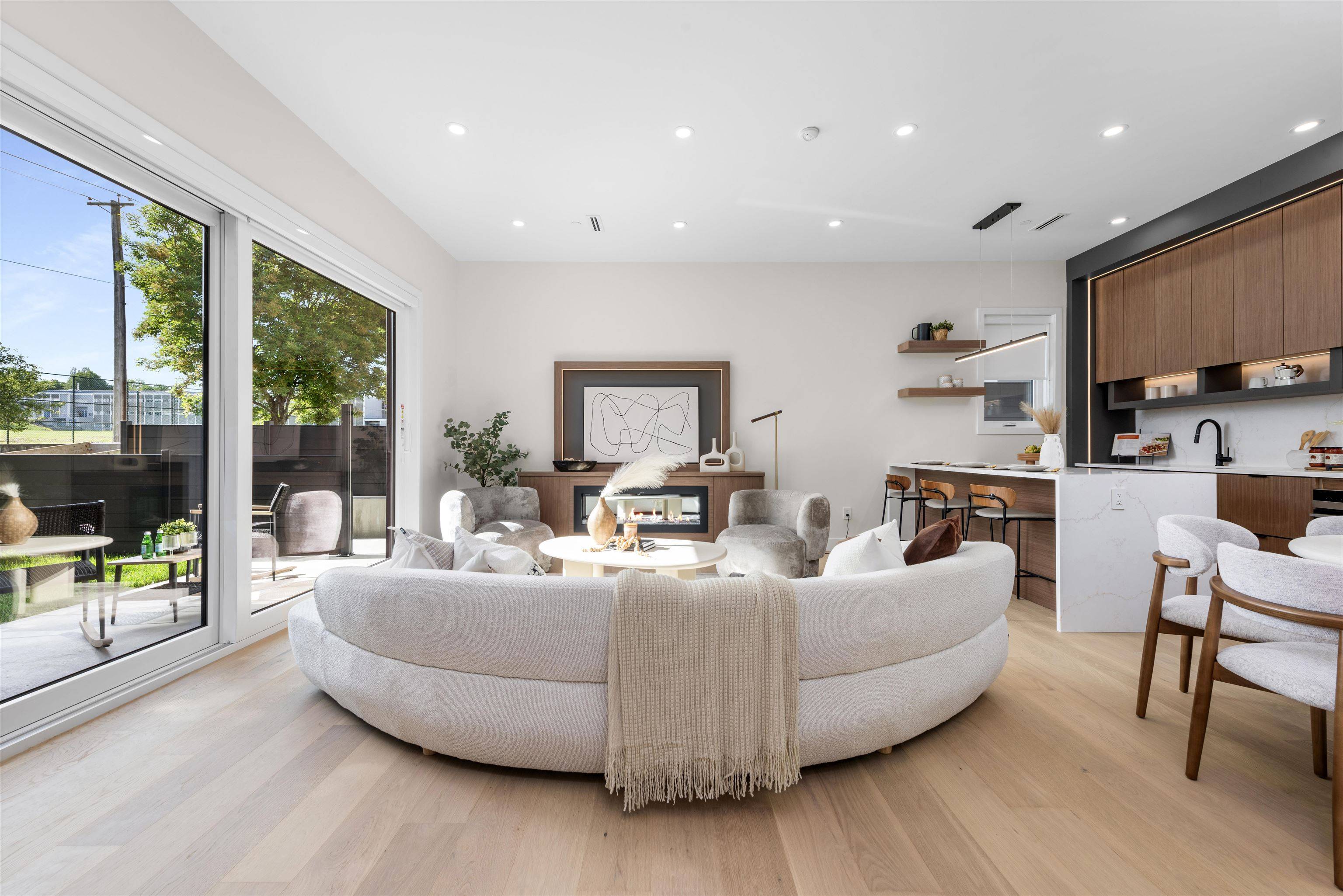 Vancouver, BC V5R 2G1,4069 Lillooet ST #1