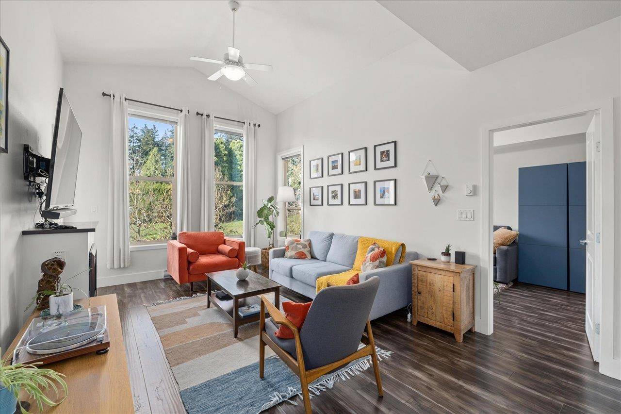 New Westminster, BC V3L 0C8,265 Ross DR #406