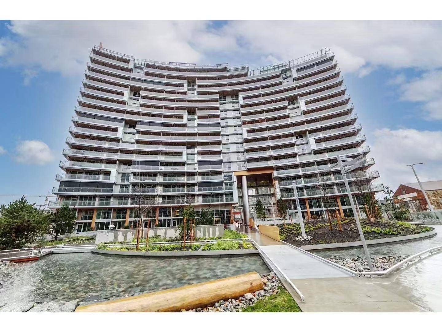 Vancouver, BC V5Y 0N3,1768 Cook ST #816