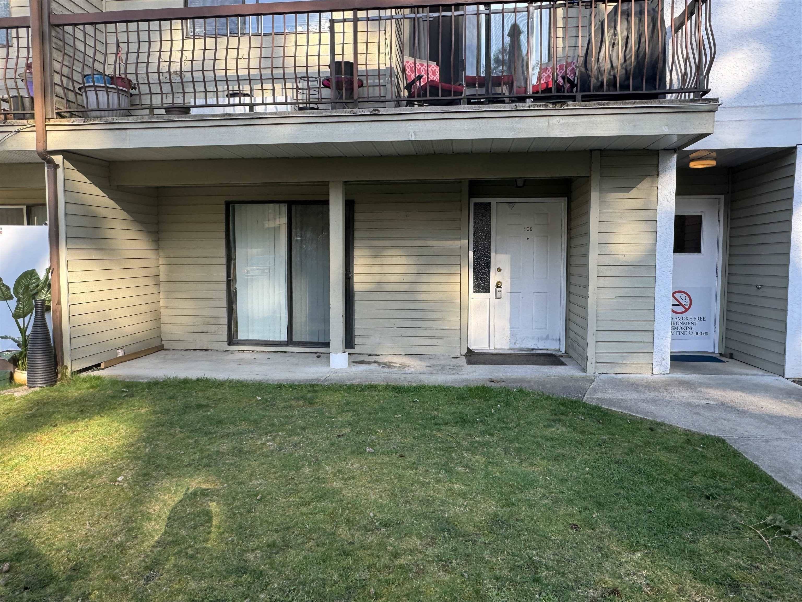 Surrey, BC V3W 8A4,7090 133b ST #102