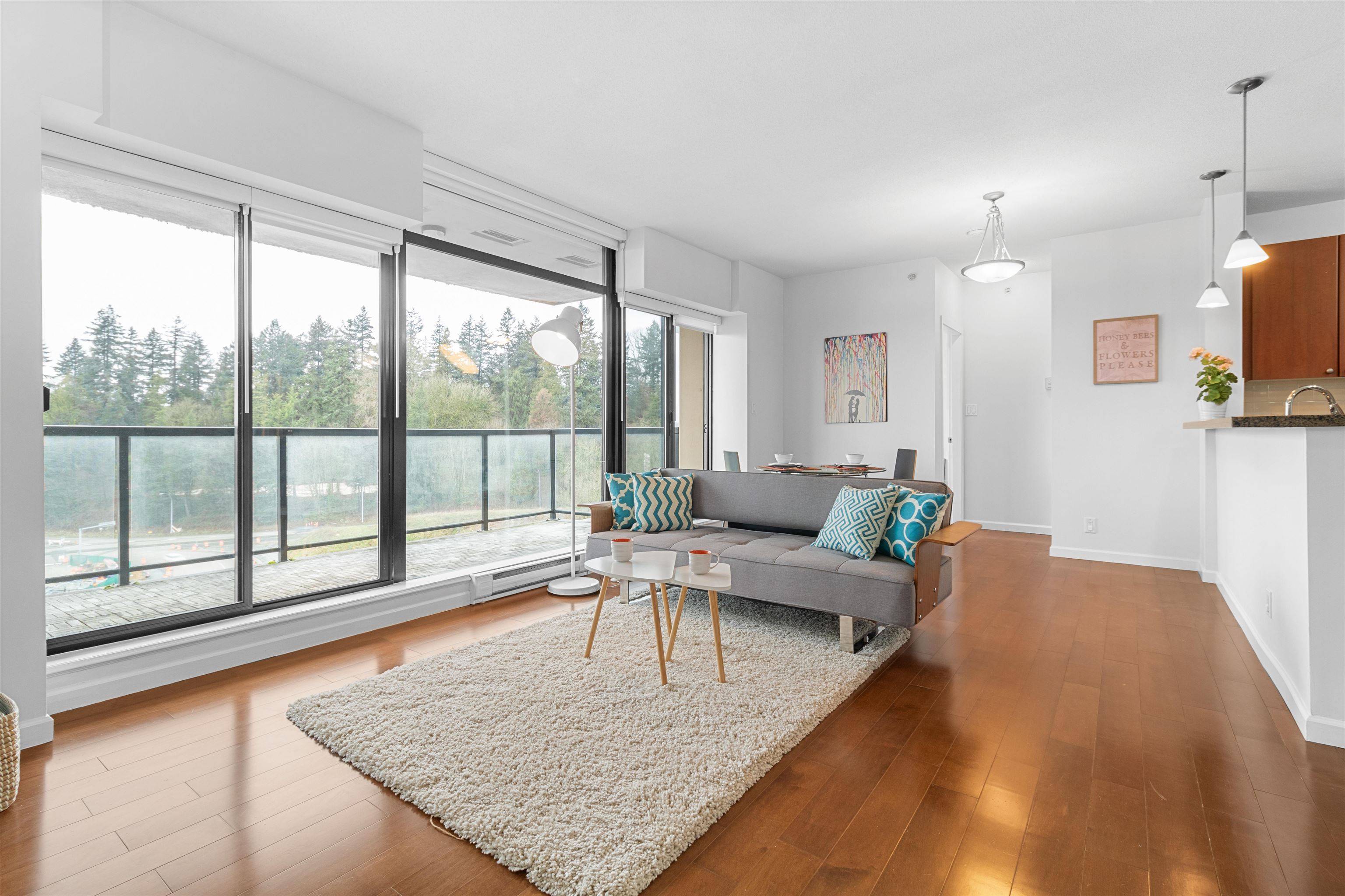 New Westminster, BC V3L 0A9,15 E Royal AVE #1102