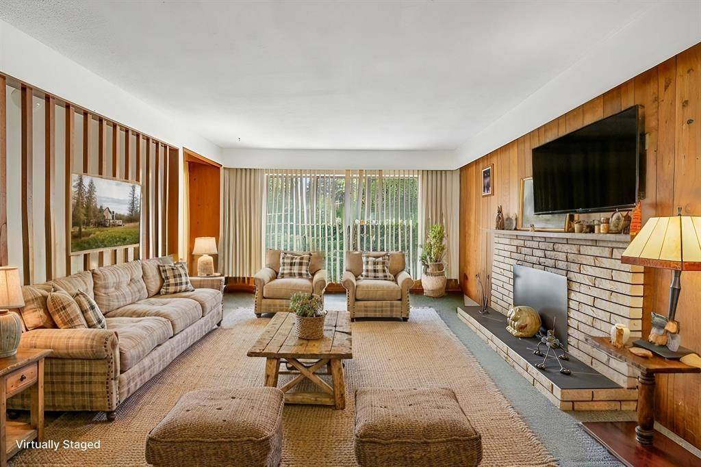 North Vancouver, BC V7L 3Y9,2125 Boulevard CRES