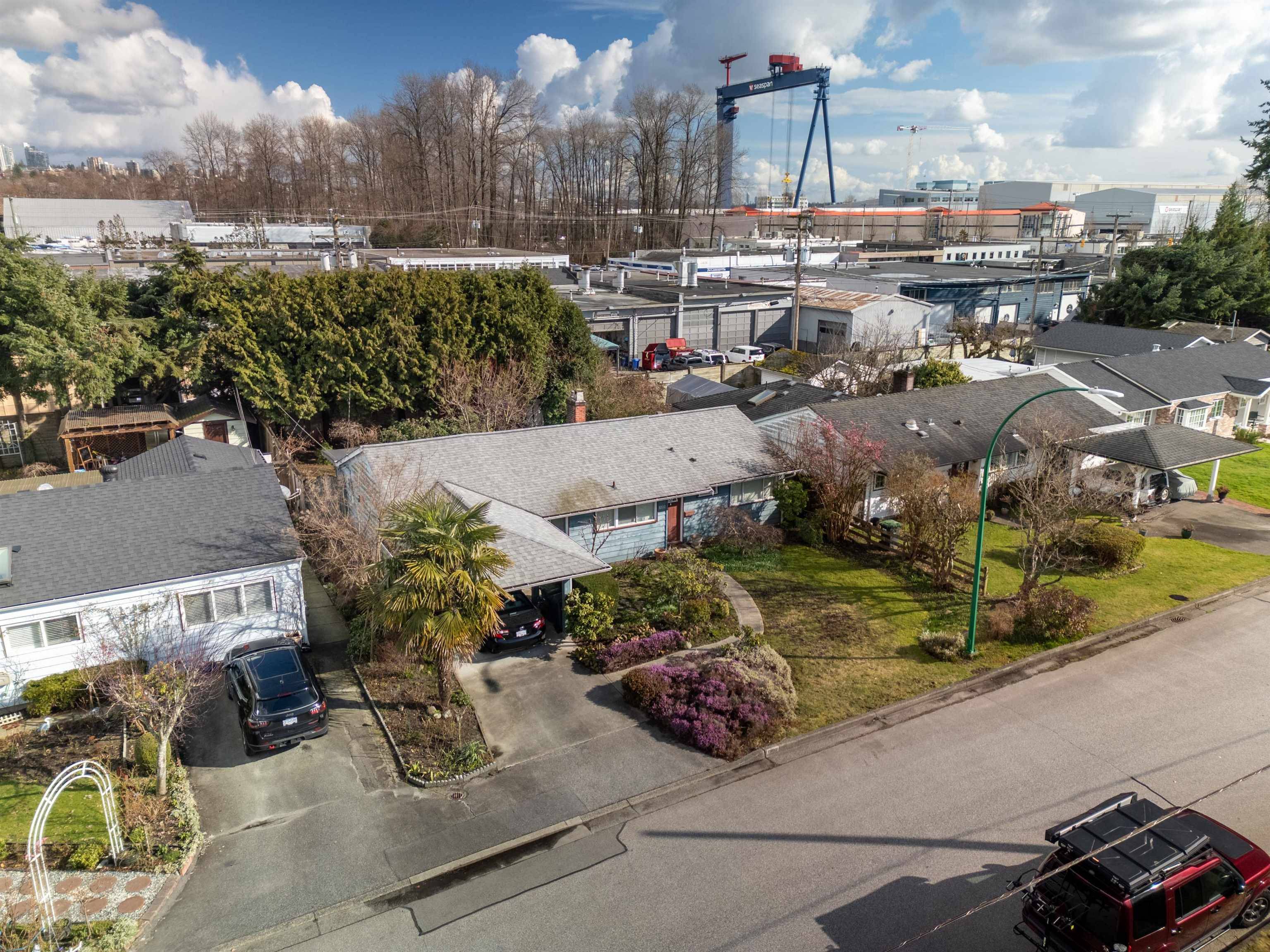 North Vancouver, BC V7P 1E9,1202 Pinewood CRES