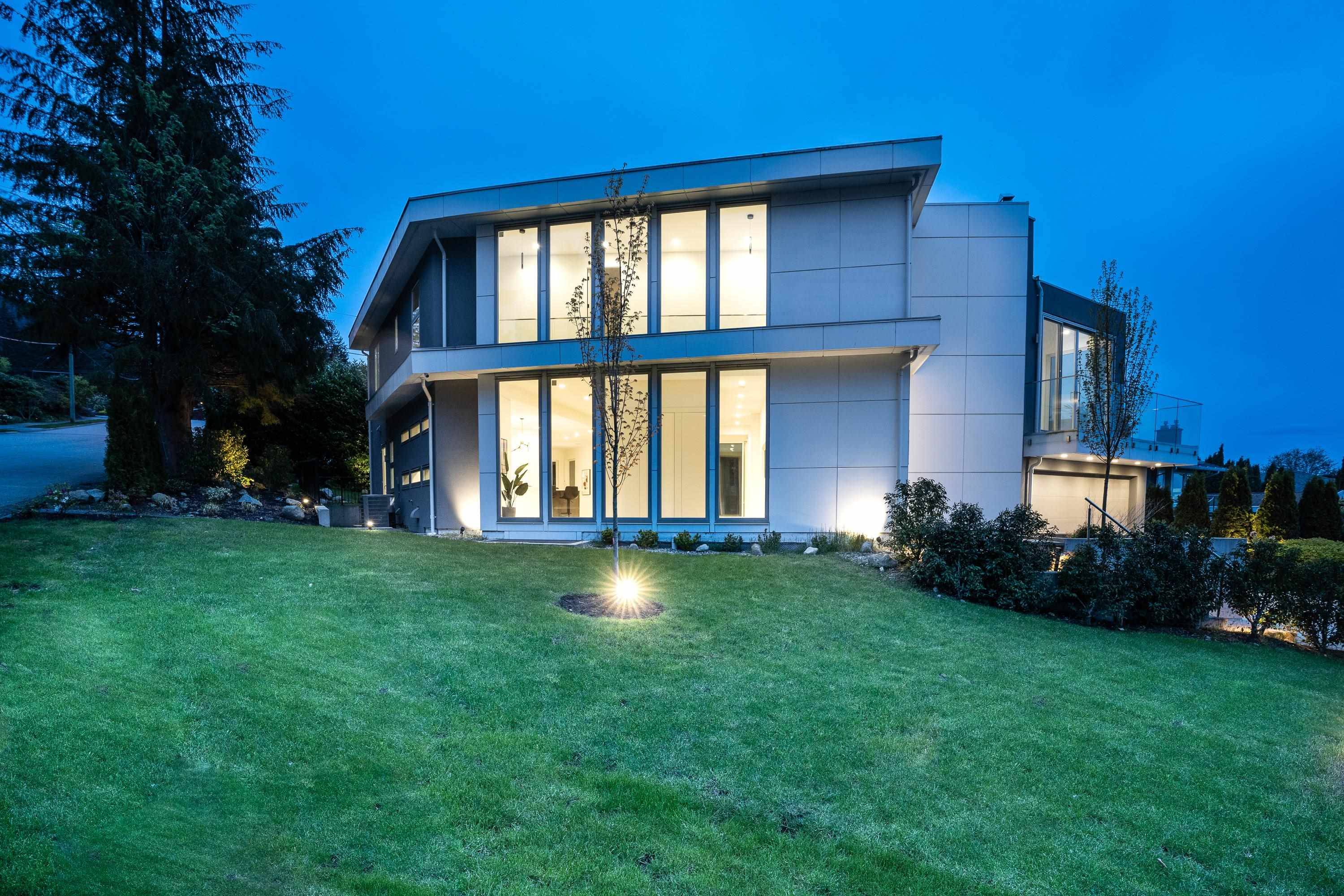North Vancouver, BC V7R 3N6,4500 Canterbury CRES