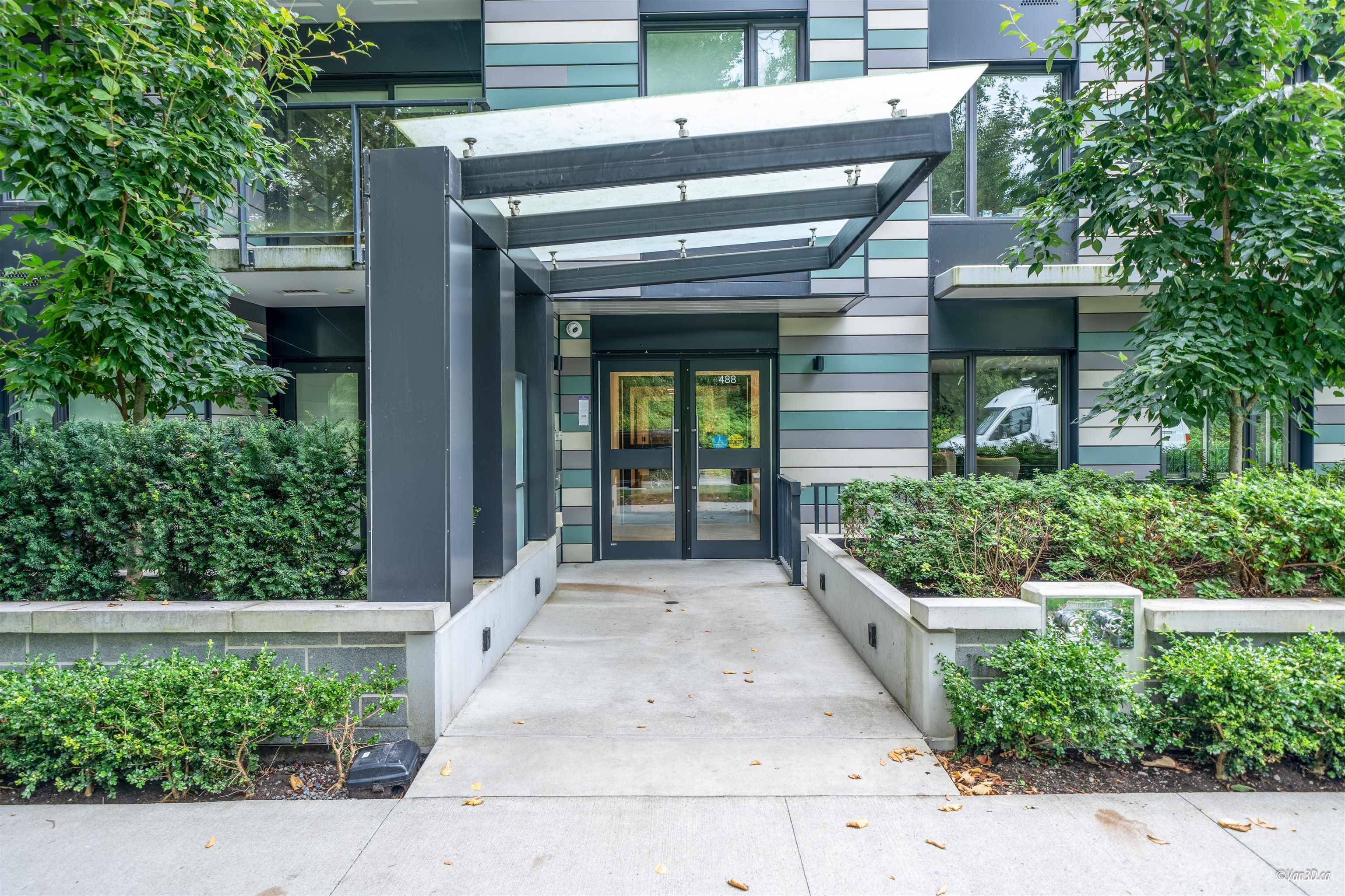 Vancouver, BC V5X 1V5,488 W 58th AVE #305