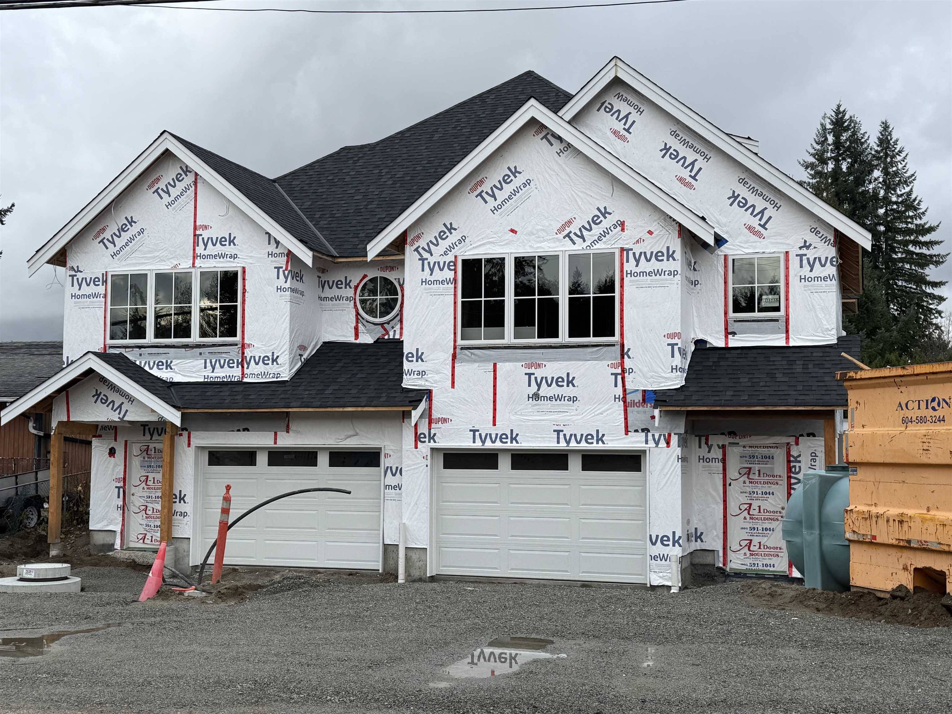 Maple Ridge, BC V2X 3S5,21435 121 AVE #A