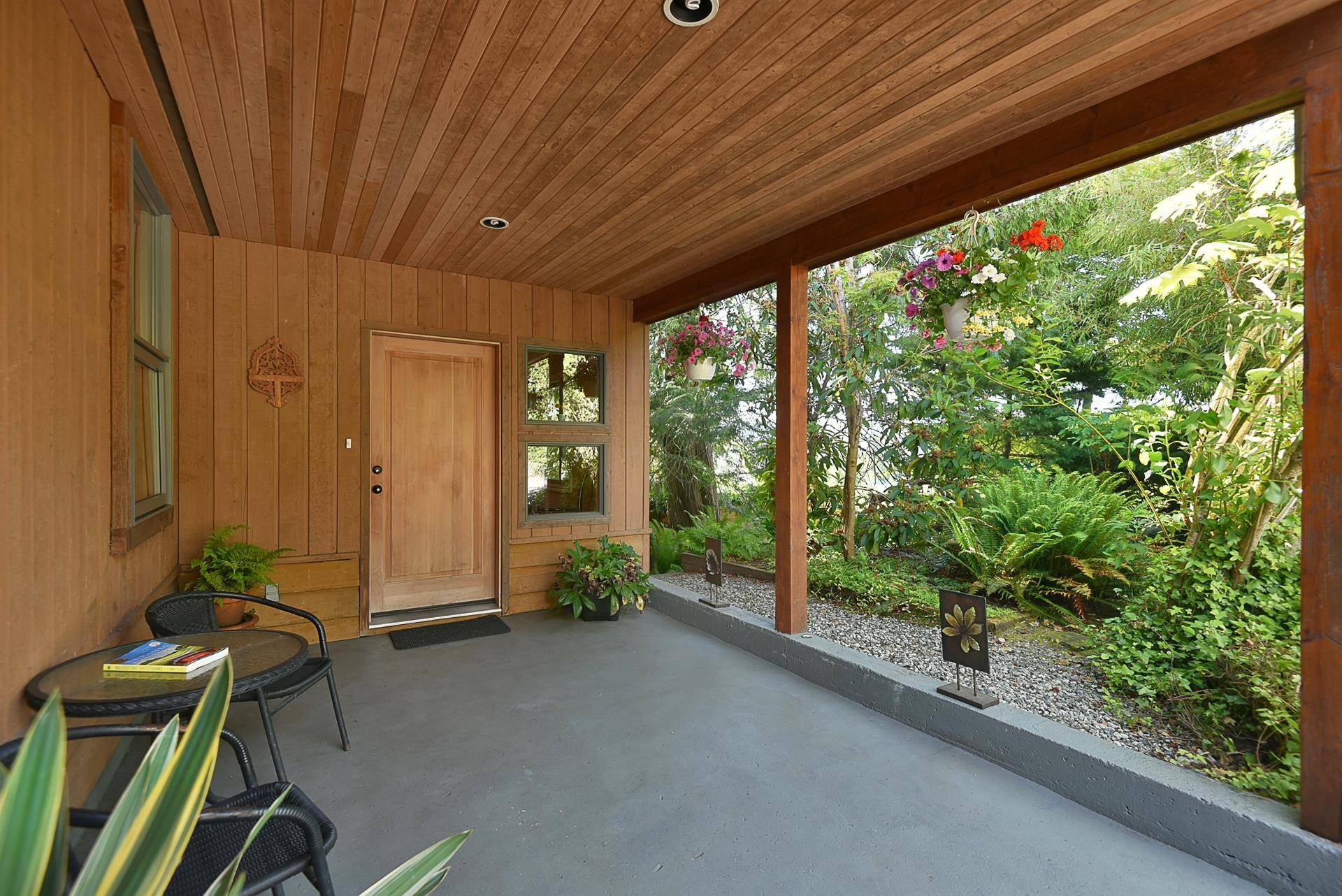 Sechelt, BC V7Z 0G7,5345 Selma Park RD