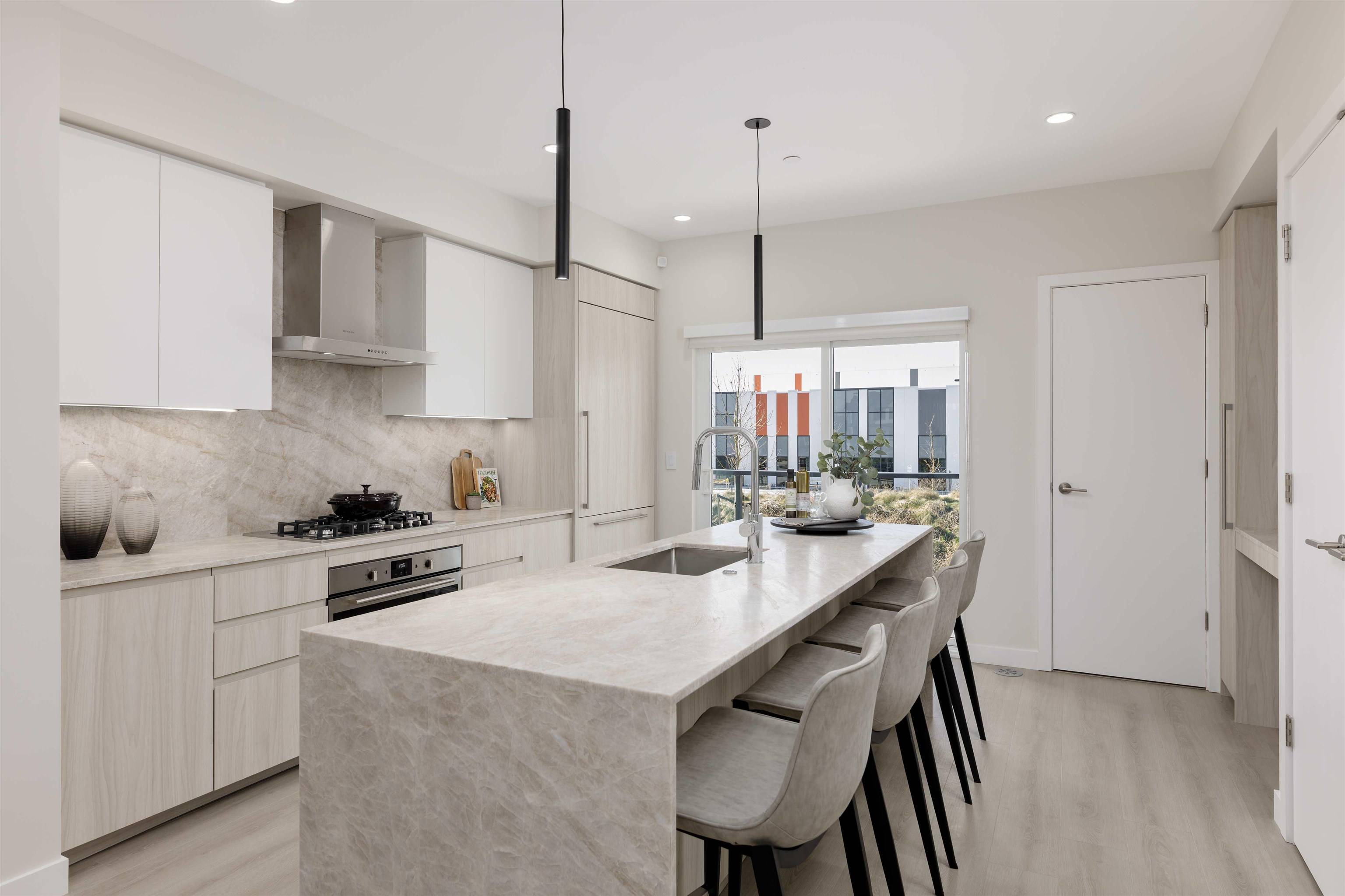 Pitt Meadows, BC V3Y 0G6,19451 Sutton AVE #104