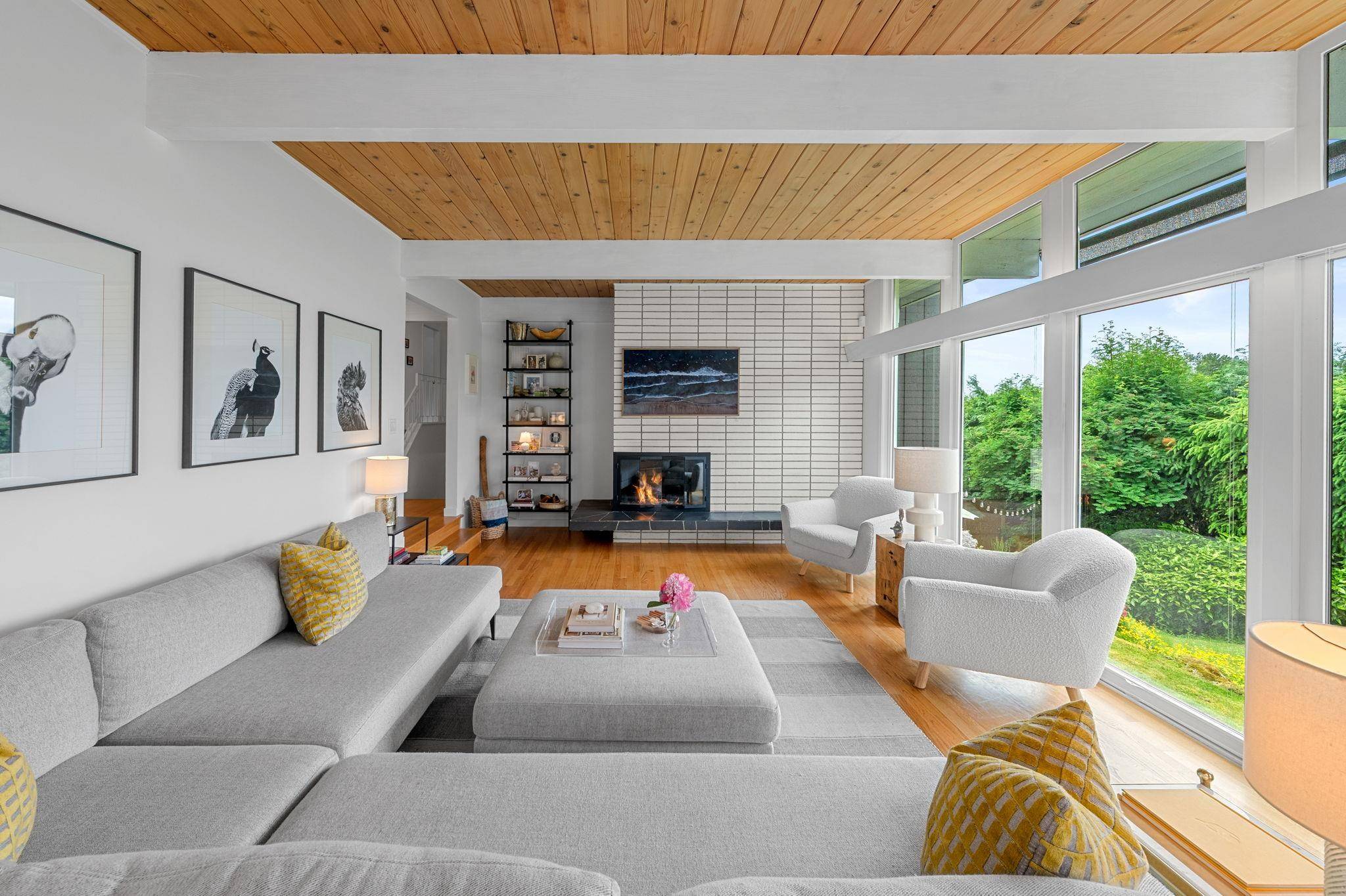 North Vancouver, BC V7N 3R8,3455 Calder AVE