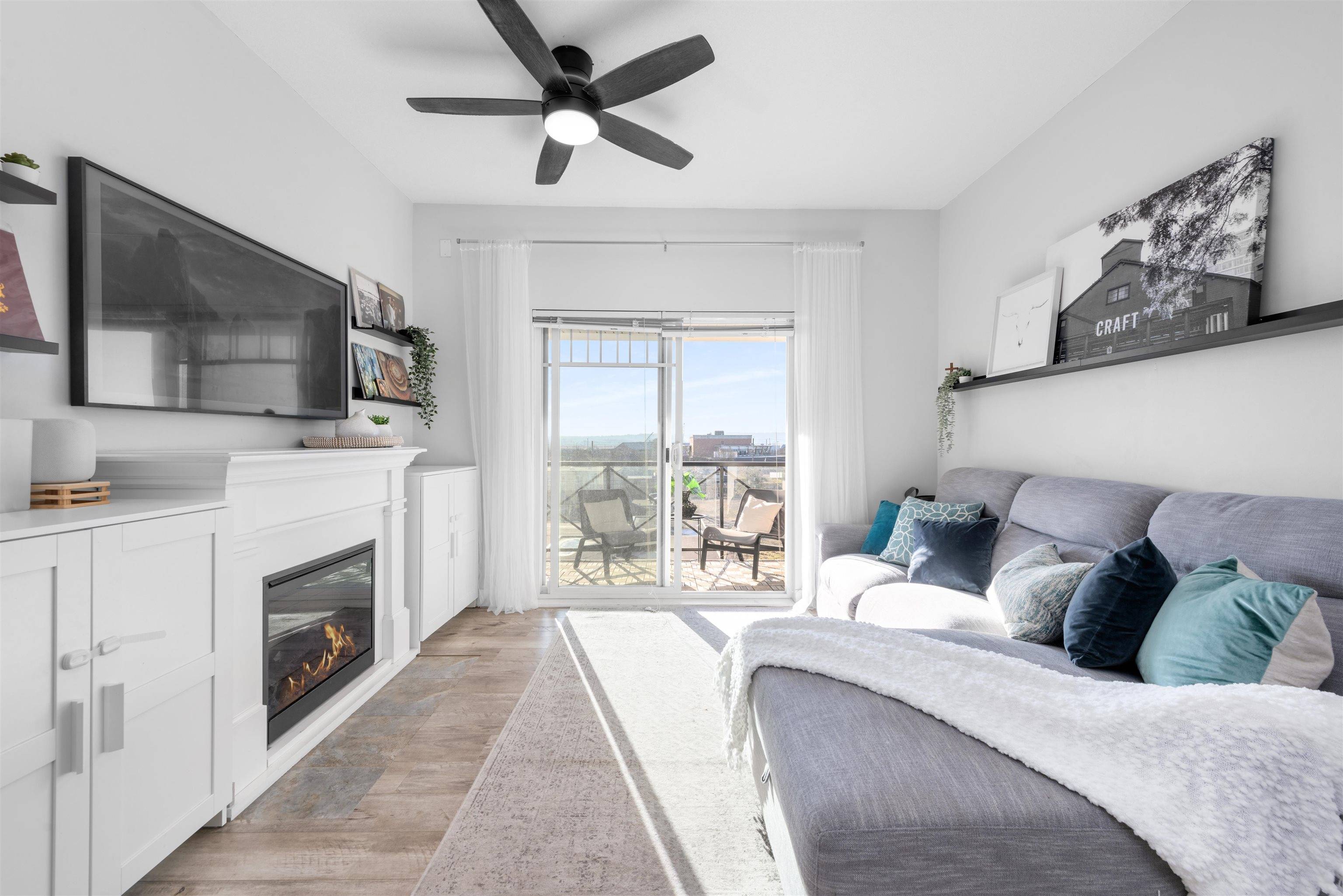 Surrey, BC V3S 1J1,17712 57a AVE #408