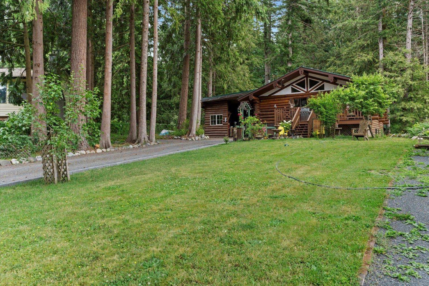 Cultus Lake, BC V2R 5A5,3834 Karen DR